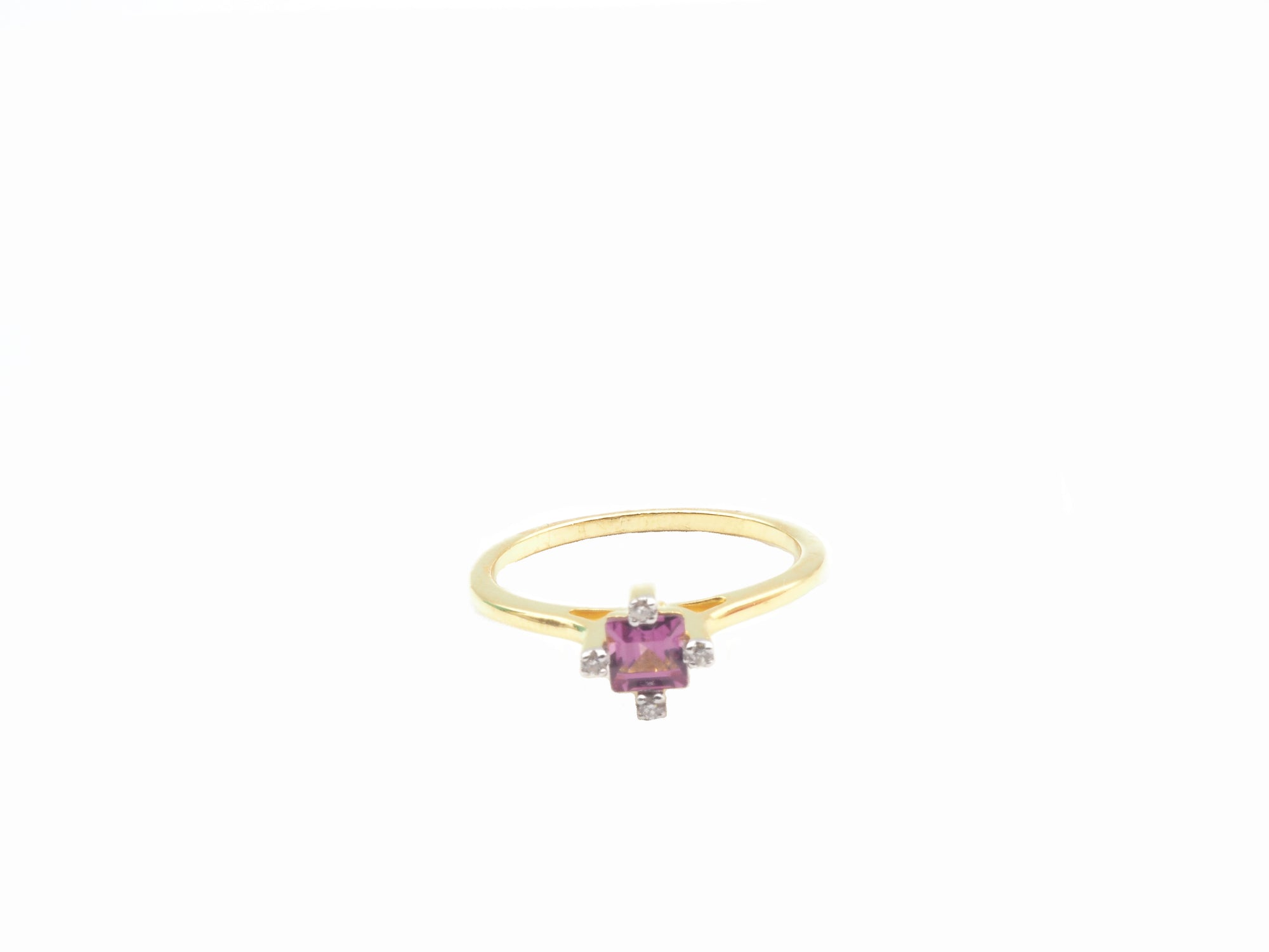18K Yellow Gold Purple Garnet with Diamond Ring