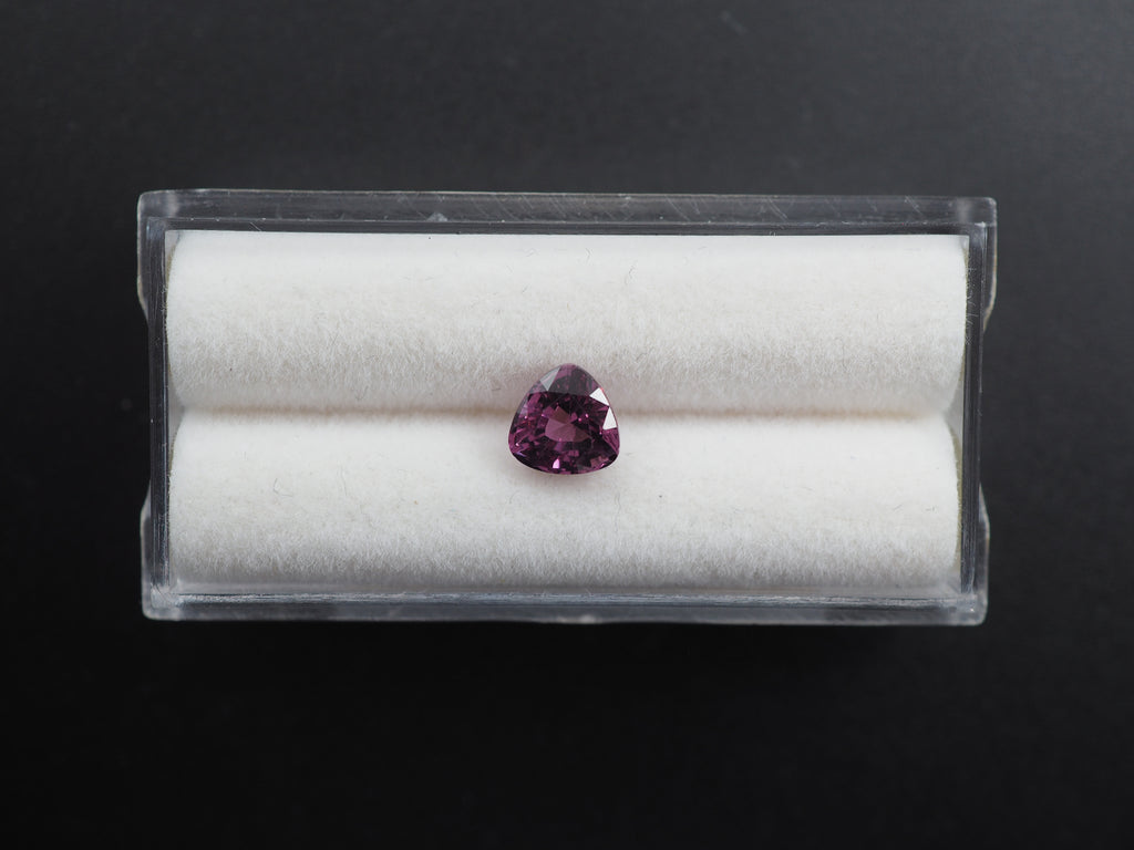 Malaya Garnet trillion Shape Faceted 6.5x6.1mm