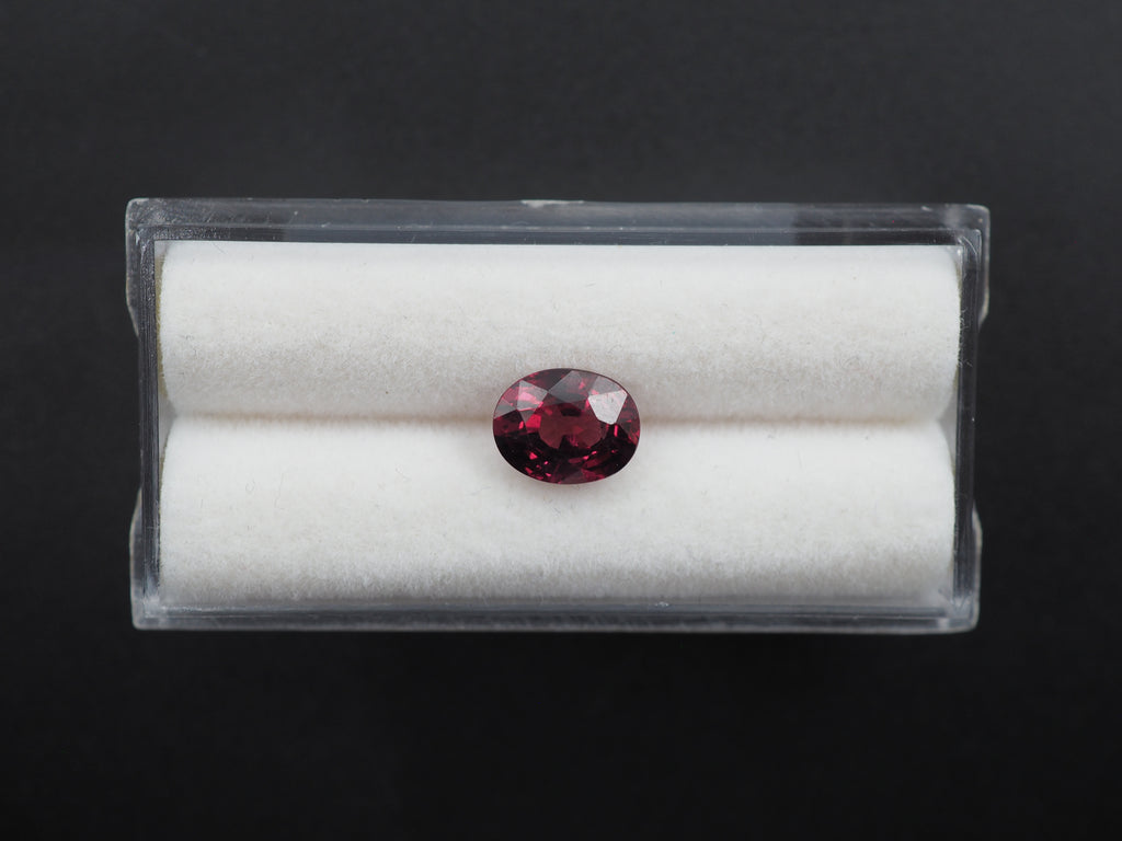 Garnet Oval Shape Faceted 8x6.5 mm