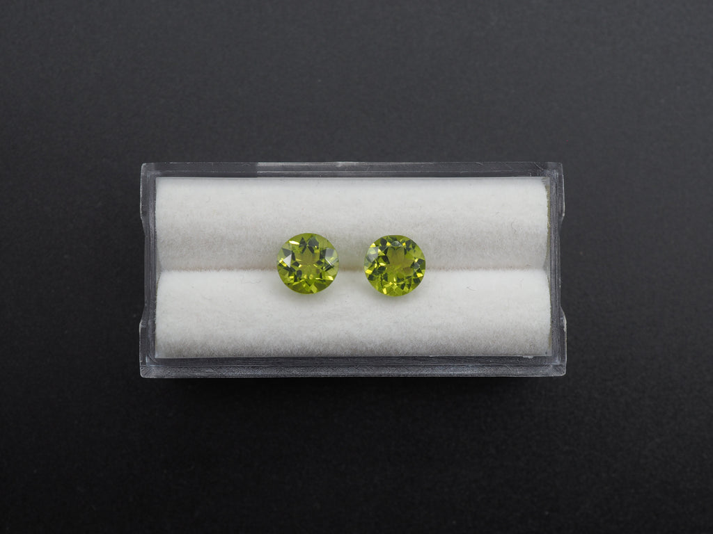 Peridot  Faceted Round Shape 7 mm Matching Pair Approximately 2.80 Carat