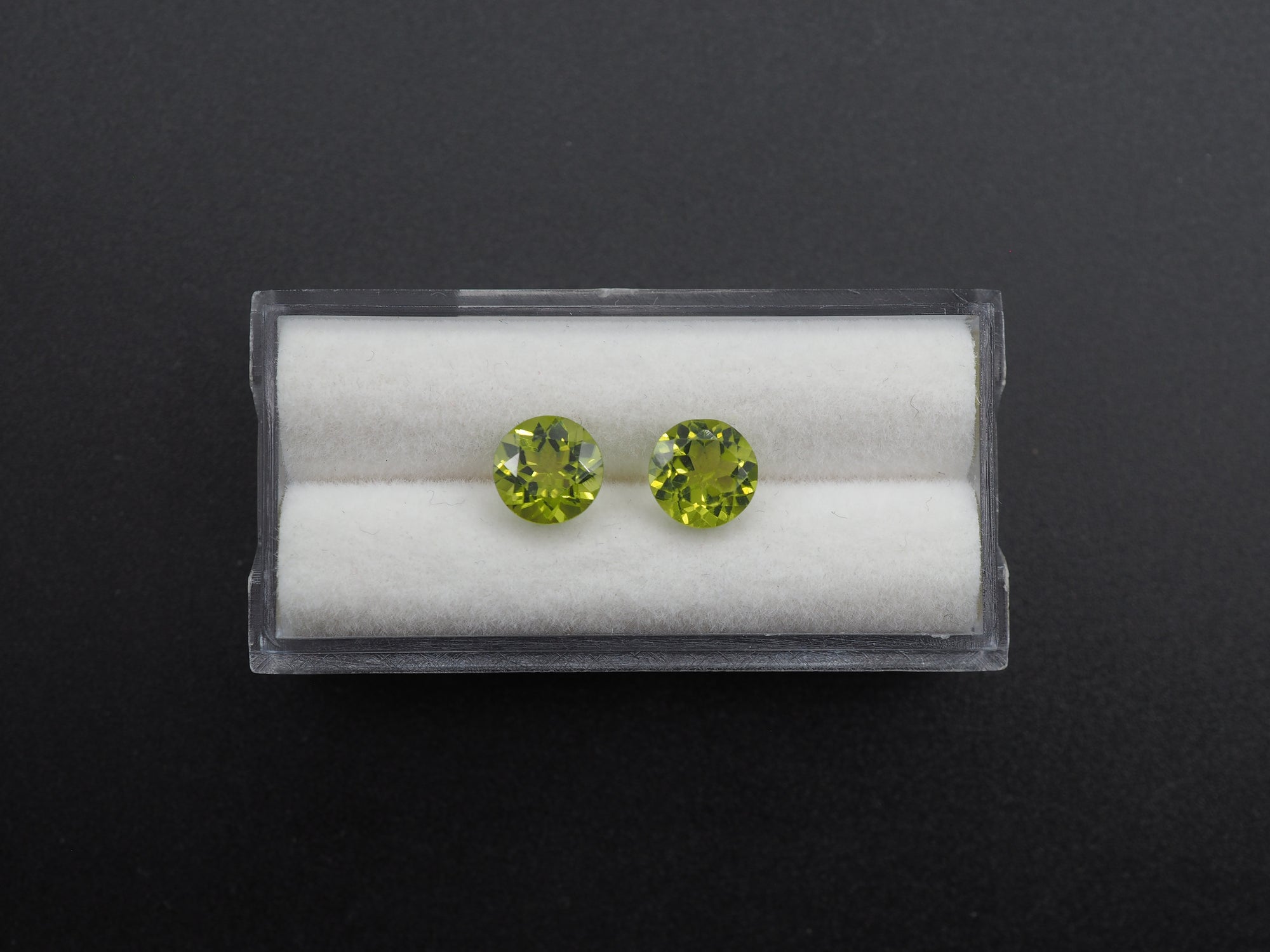 Peridot  Faceted Round Shape 7 mm Matching Pair Approximately 2.80 Carat
