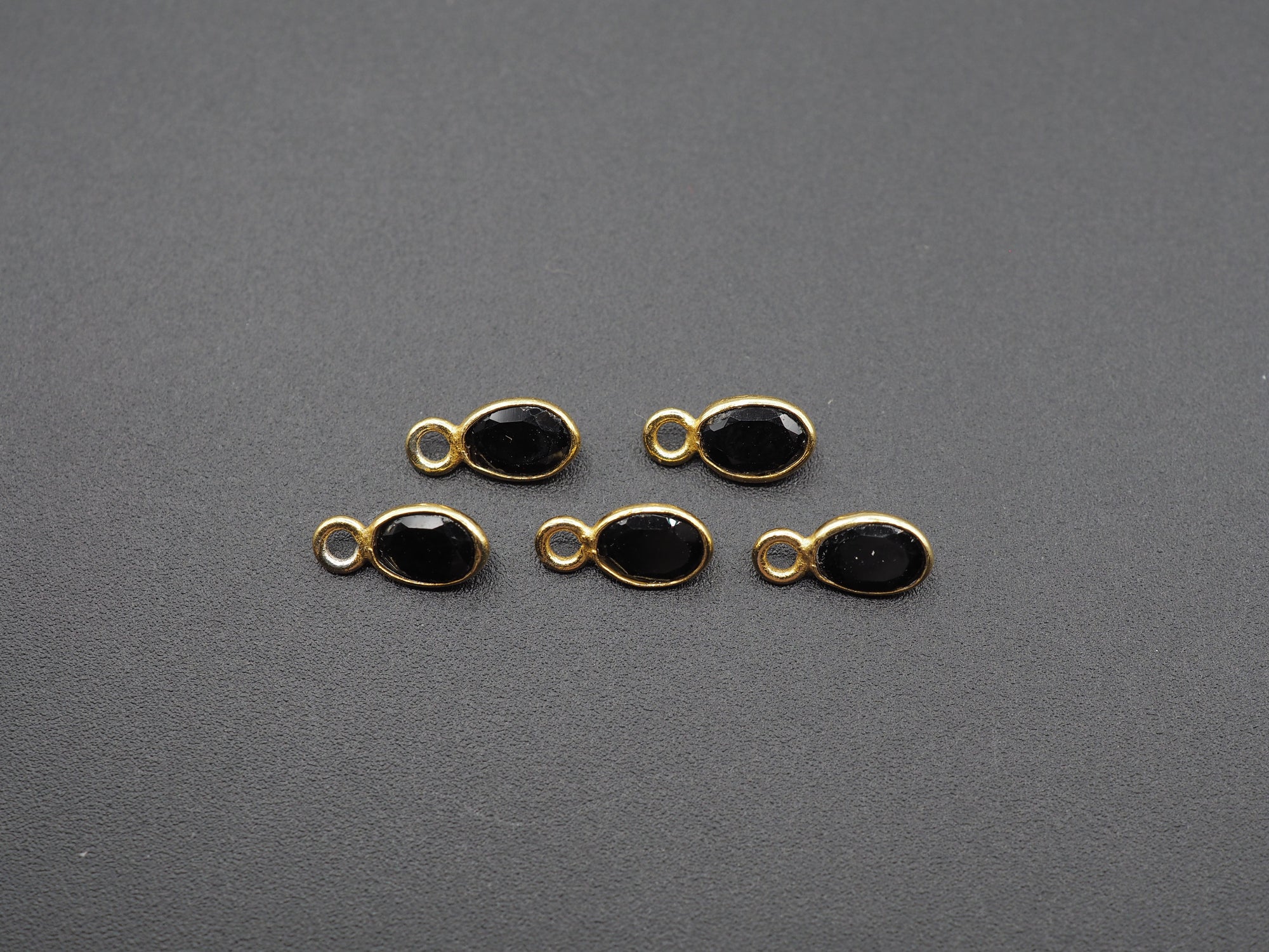 Black Onyx 18K Gold Filled Bezel 6x4 mm, Single Connector, Onyx Charm