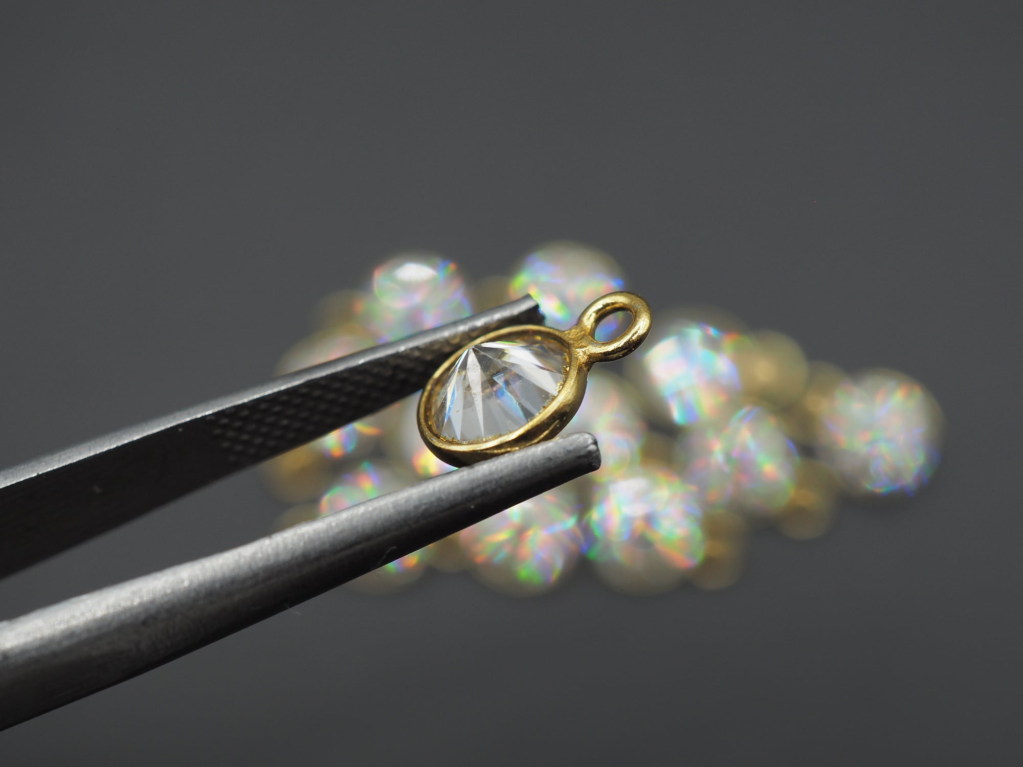 Moissanite 18K Gold Filled Bezel 6 mm, Single Connector, Moissanite Charm, 1 Piece