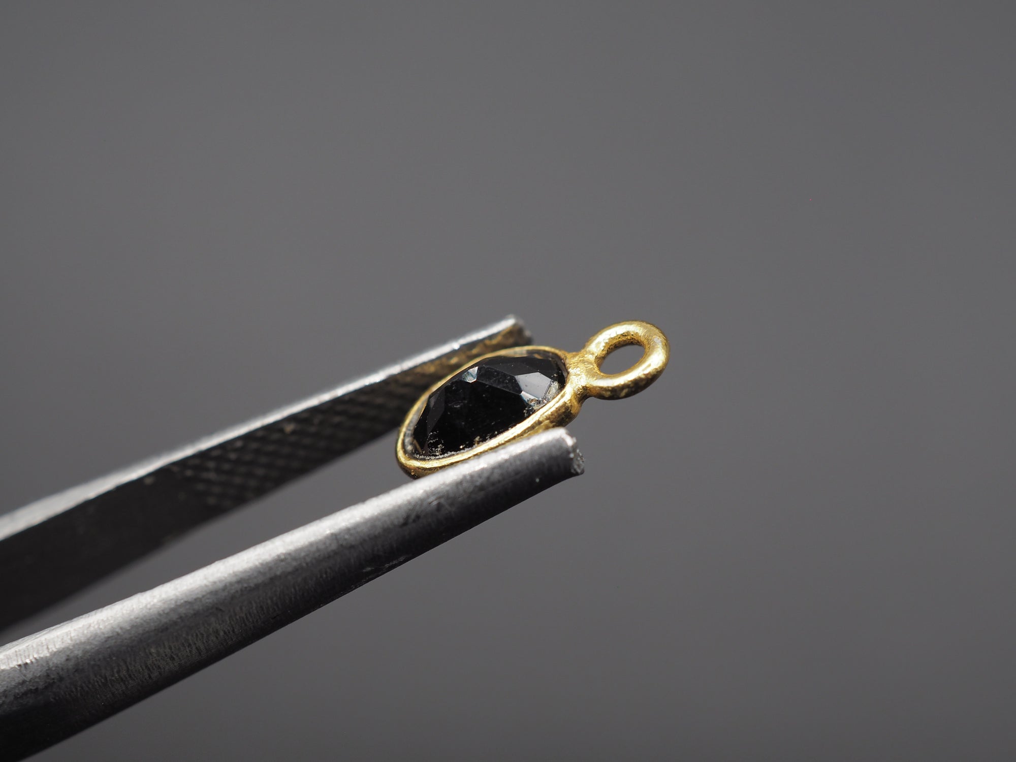 Black Onyx 18K Gold Filled Bezel 6x4 mm, Single Connector, Onyx Charm