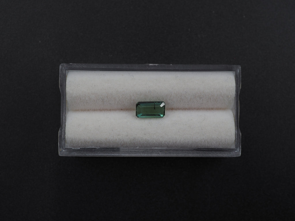 Tourmaline Faceted Rectangle Shape 7.9 x 4.5 x 3.2 mm Approximately 1.13 Carat