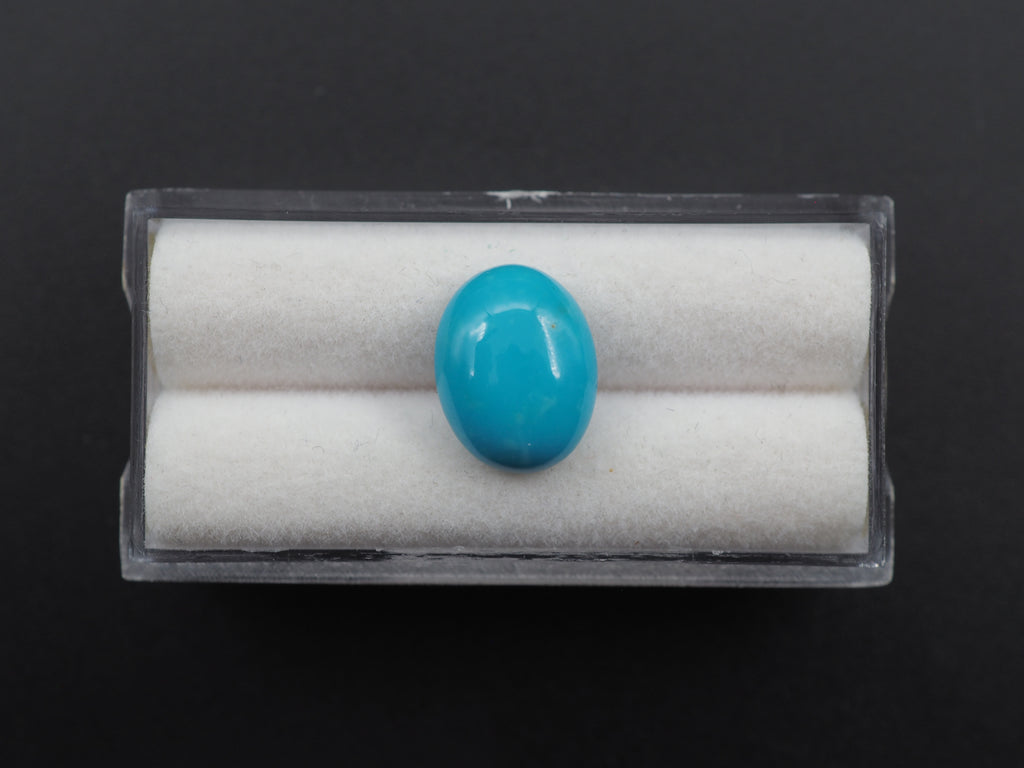 Arizona Turquoise Cabochon 13x10 mm Approximately 4.52 Carat (GTG-AT-14)