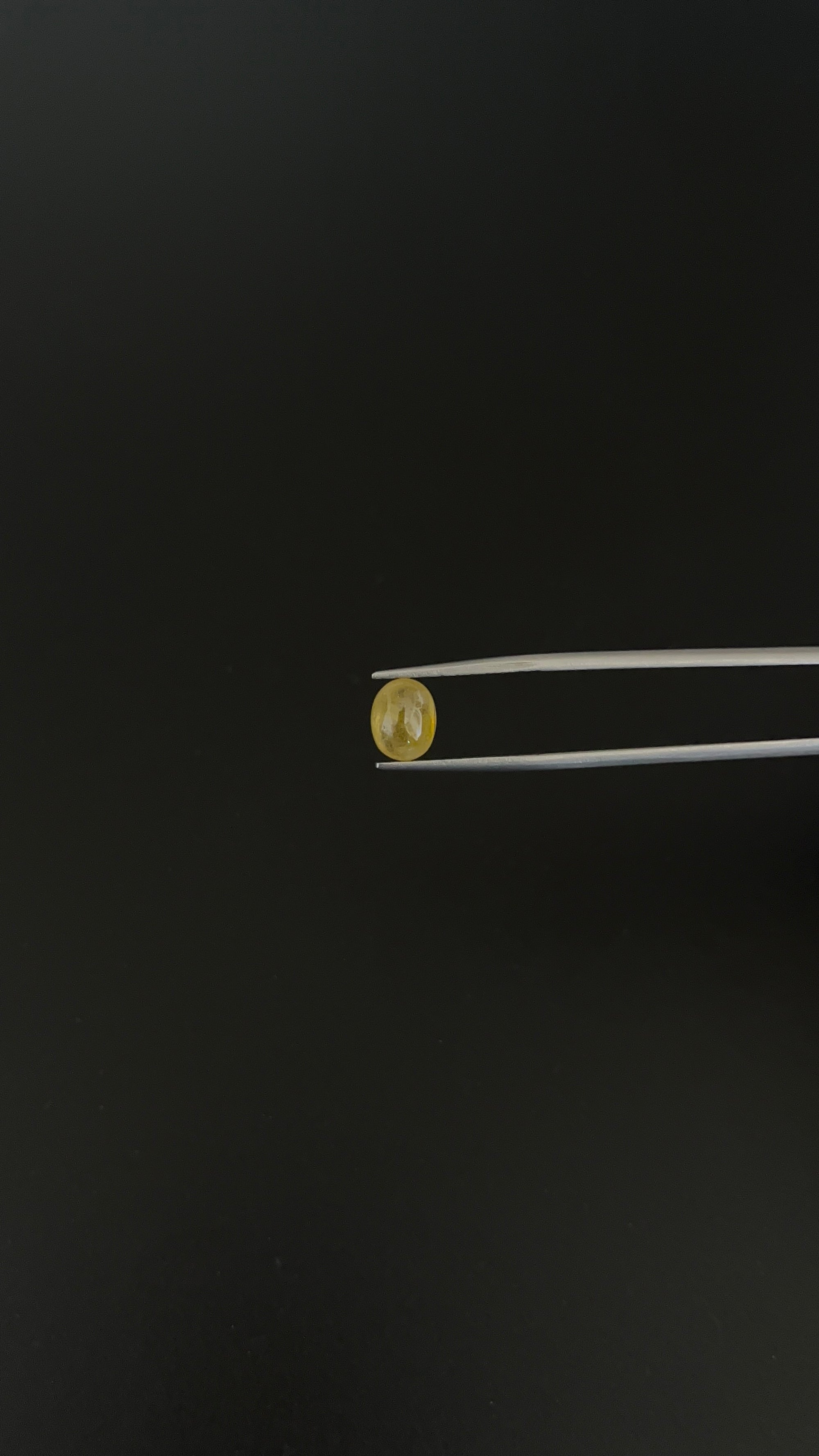 Yellow Sapphire Cabochon Oval Shape 9x7 mm