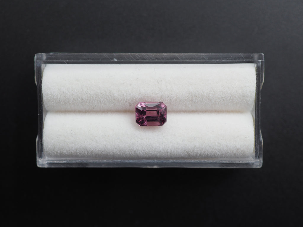 Malaya Garnet Rectangle Shape Faceted 6.9x5mm