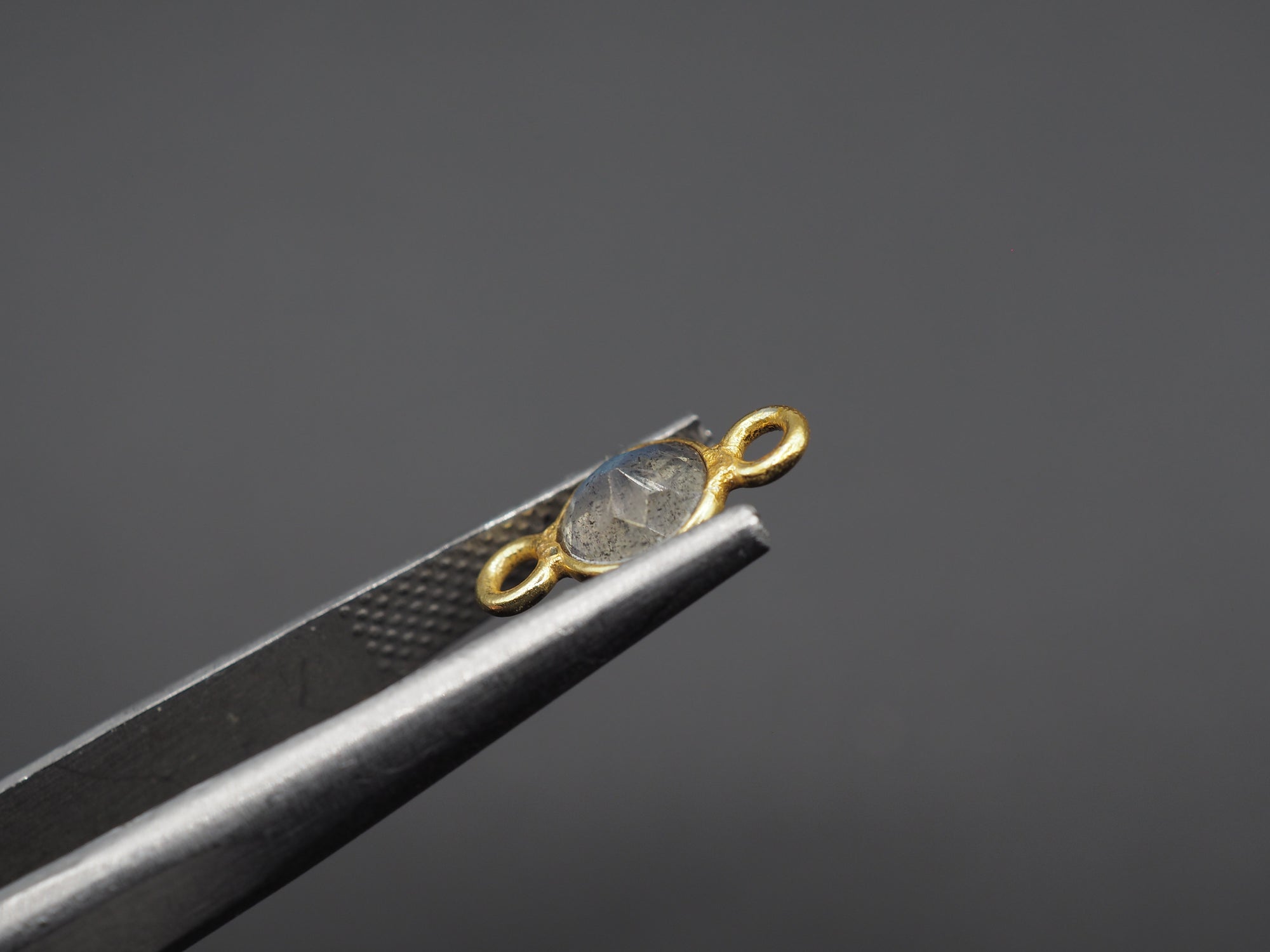 Labradorite 18K Gold Filled Bezel 5 mm, Double Connector, Labradorite Charm