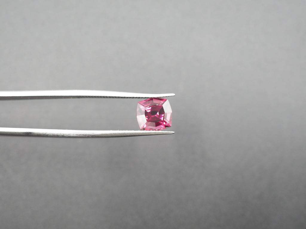 Purple Garnet Faceted 8.2x7.6 mm Approximately 2.51 Carat (GTG-PG-16)
