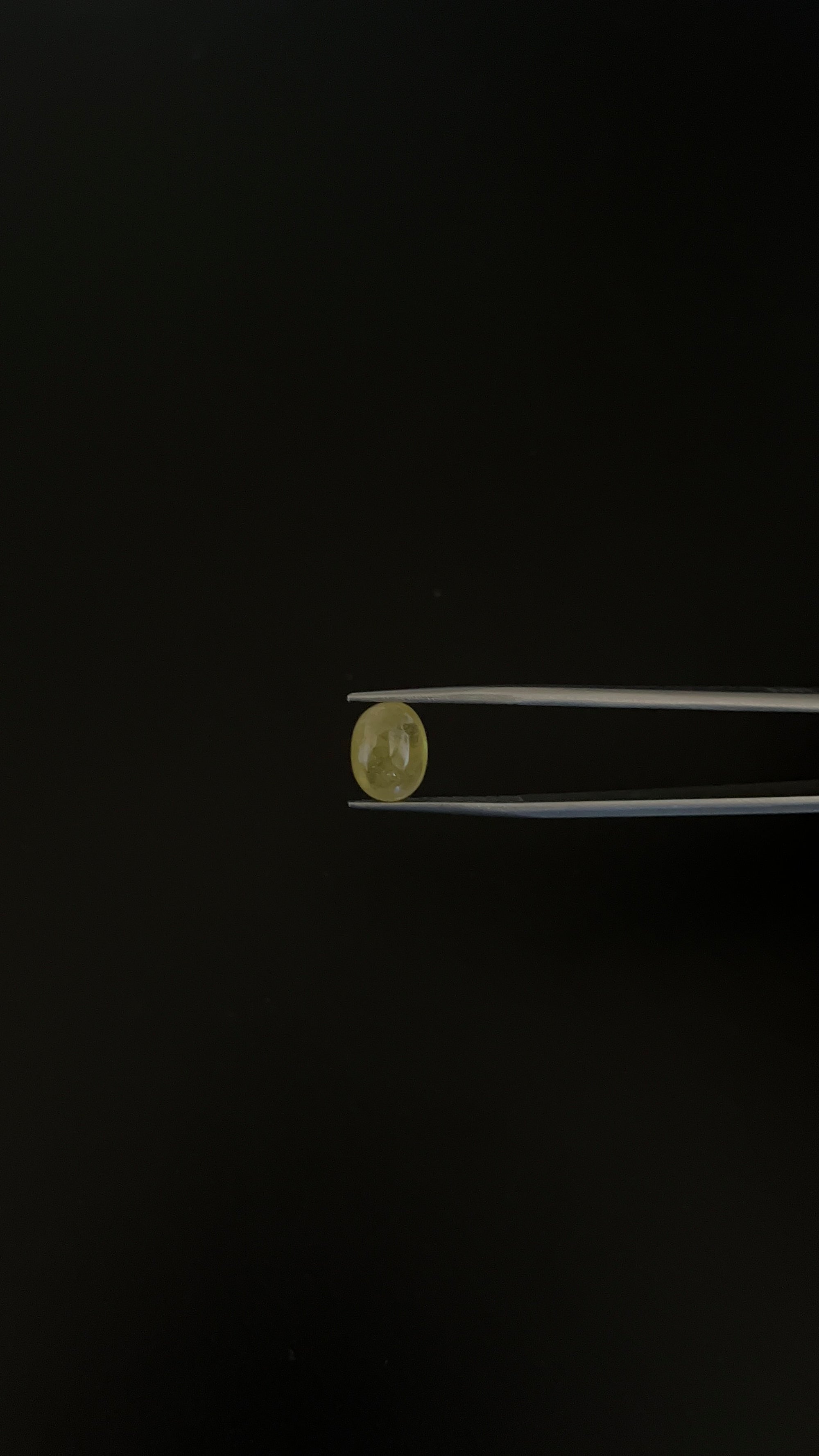 Yellow Sapphire Cabochon Oval Shape 10.3x7.9 mm