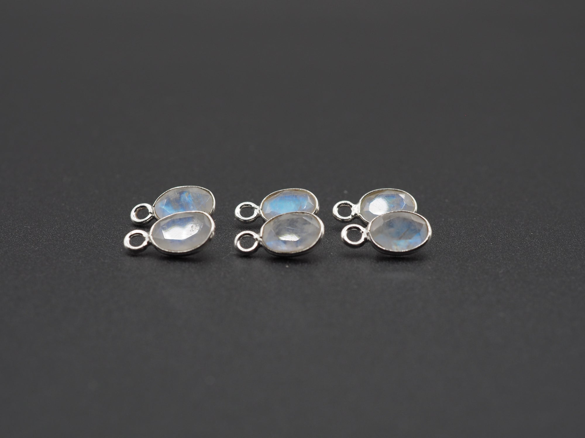 Rainbow Moonstone Silver Bezel 7x5mm,Single Connector, Moonstone Connector, (GTG-SBM-4)