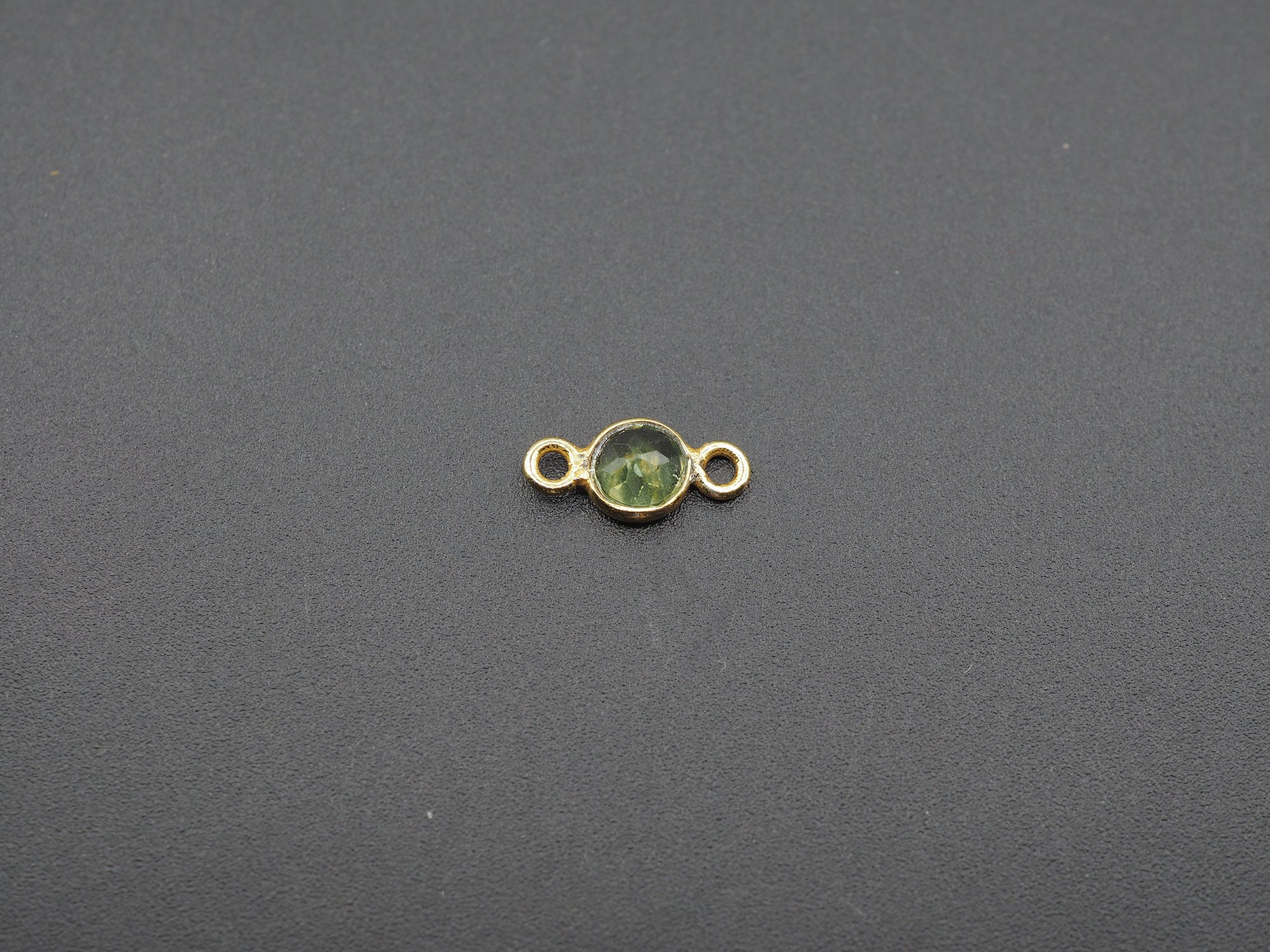 Peridot 18K Gold Filled Bezel 5mm, Double Connector, Peridot Charm