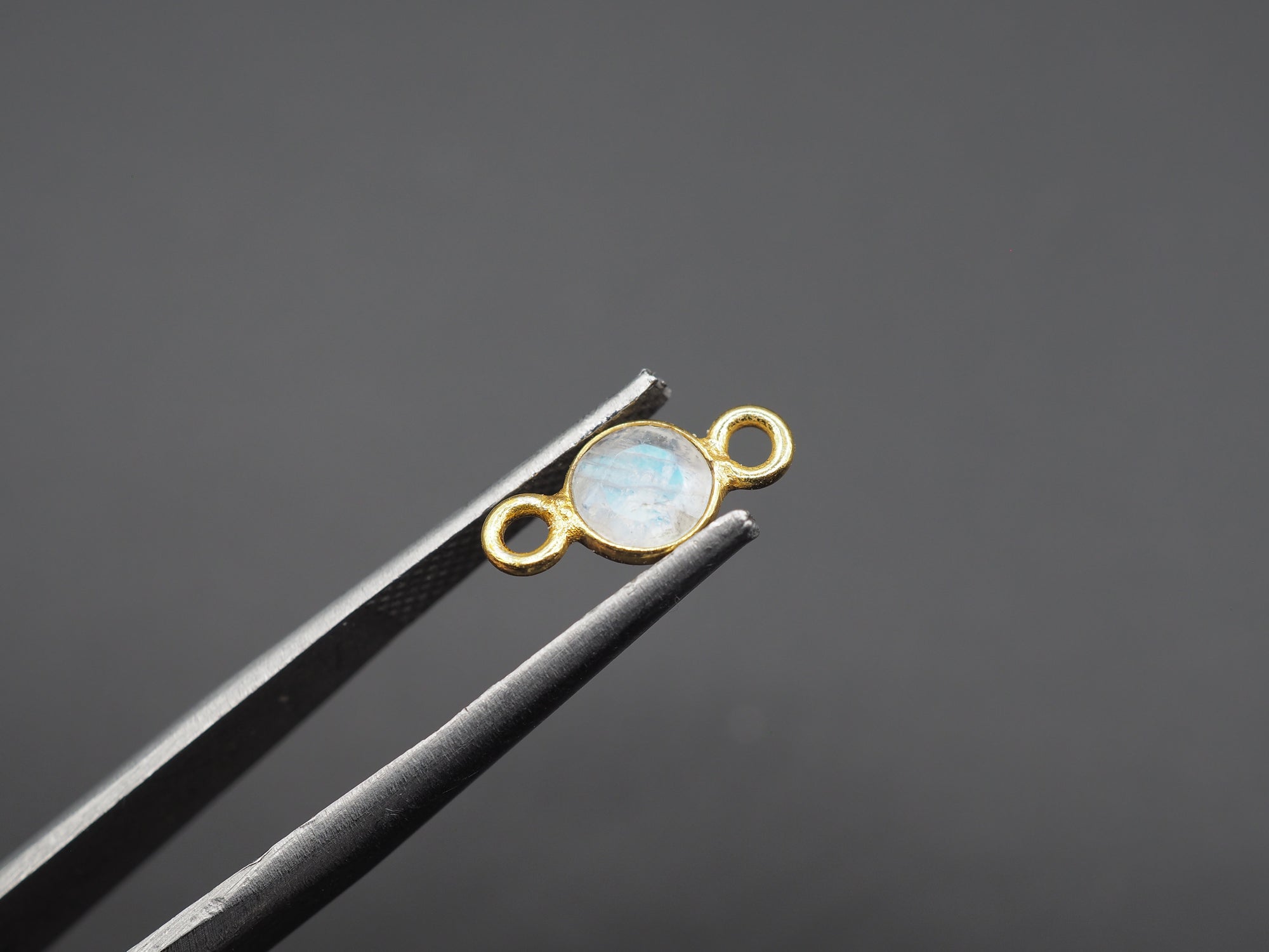Rainbow Moonstone 18K Gold Filled Bezel 5 mm, Double Connector, Moonstone Charm