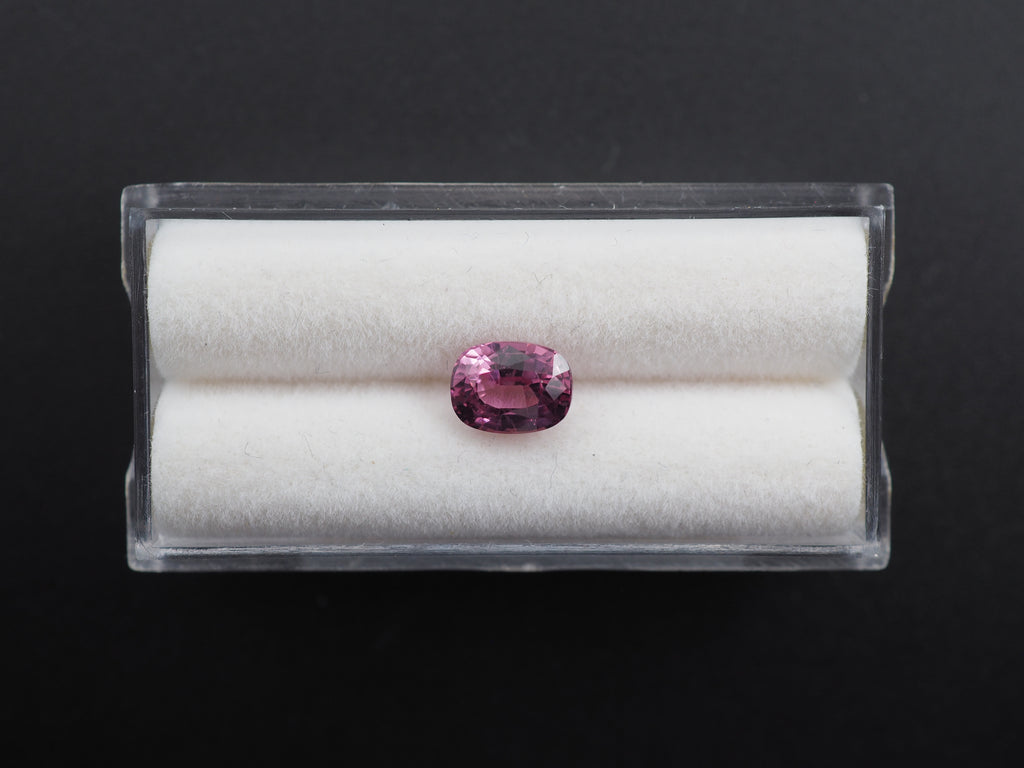 Malaya Garnet Oval Shape Faceted 7.8x5.9mm