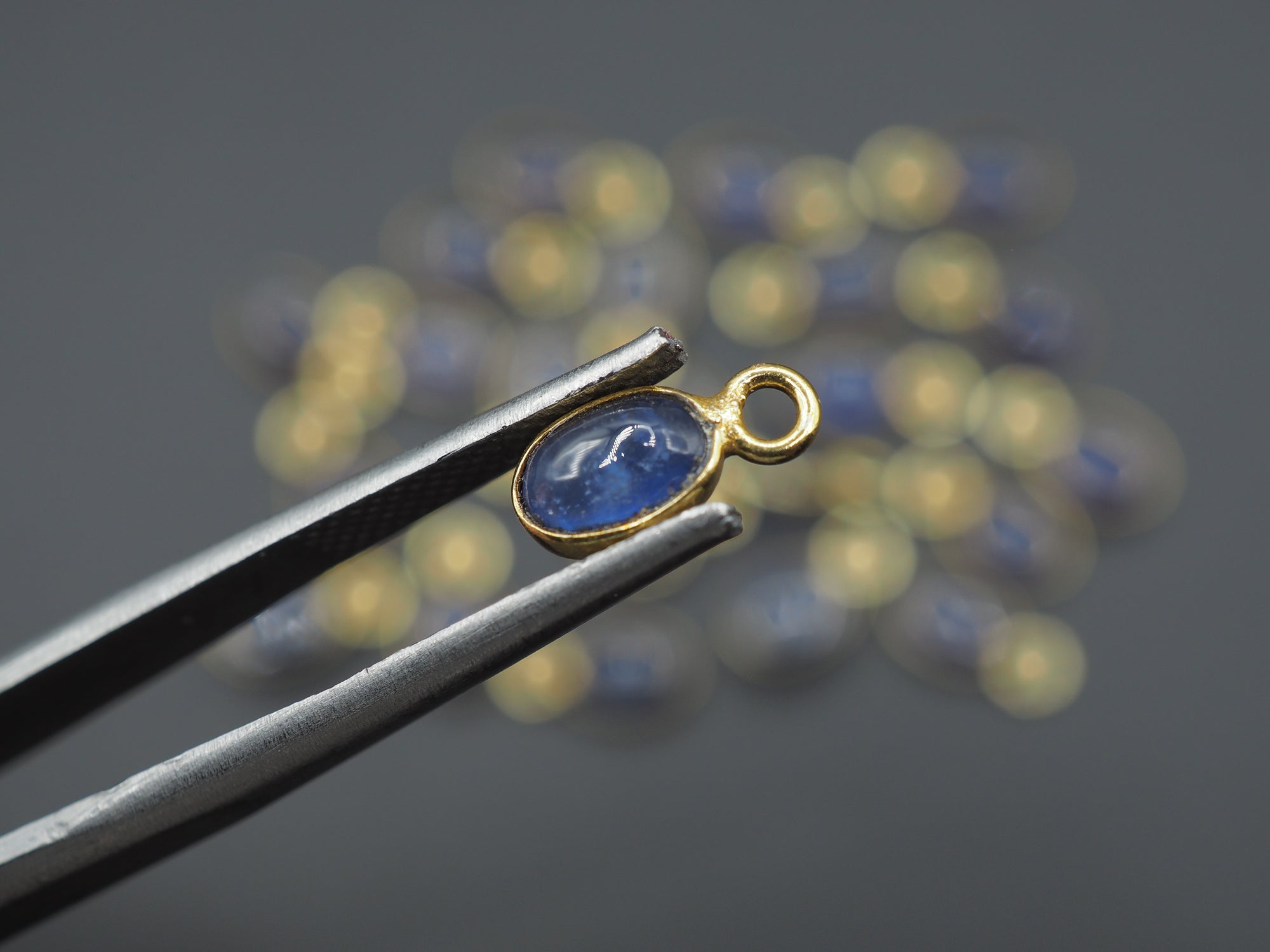 Blue Sapphire 18K Gold Filled Bezel 6x4 mm, Single Connector, Sapphire Charm, 1 Piece