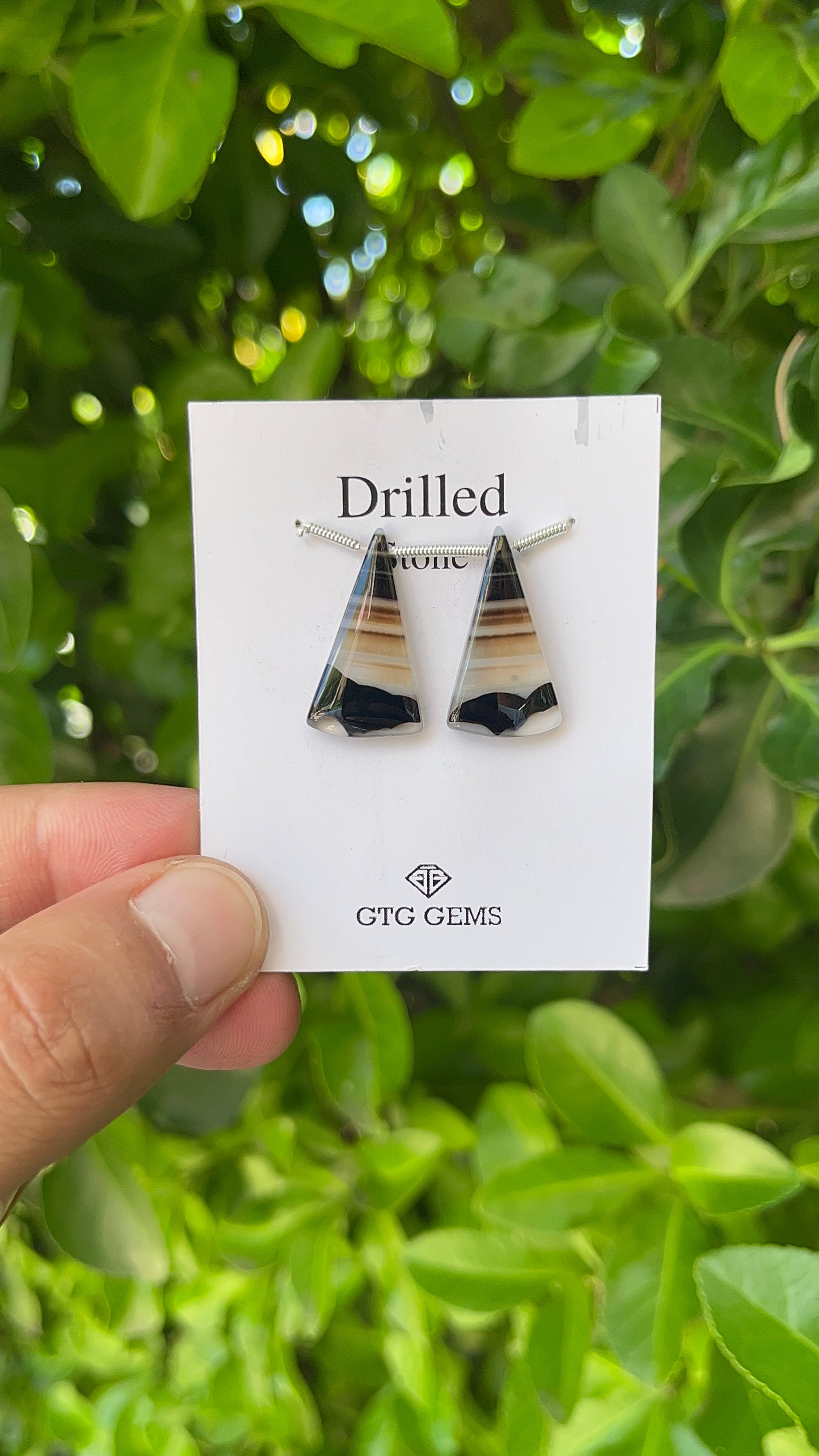 Suleimani Agate, Cabochon Drilled 23x13 mm Approximately 14 Carat (GTG-DMS-4)