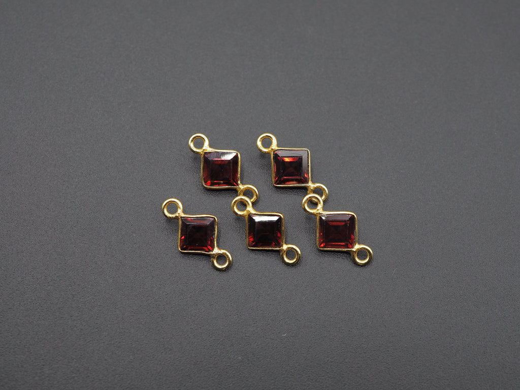 Garnet 18K Gold Filled Bezel 5x5 mm, Double Connector, Garnet Charm