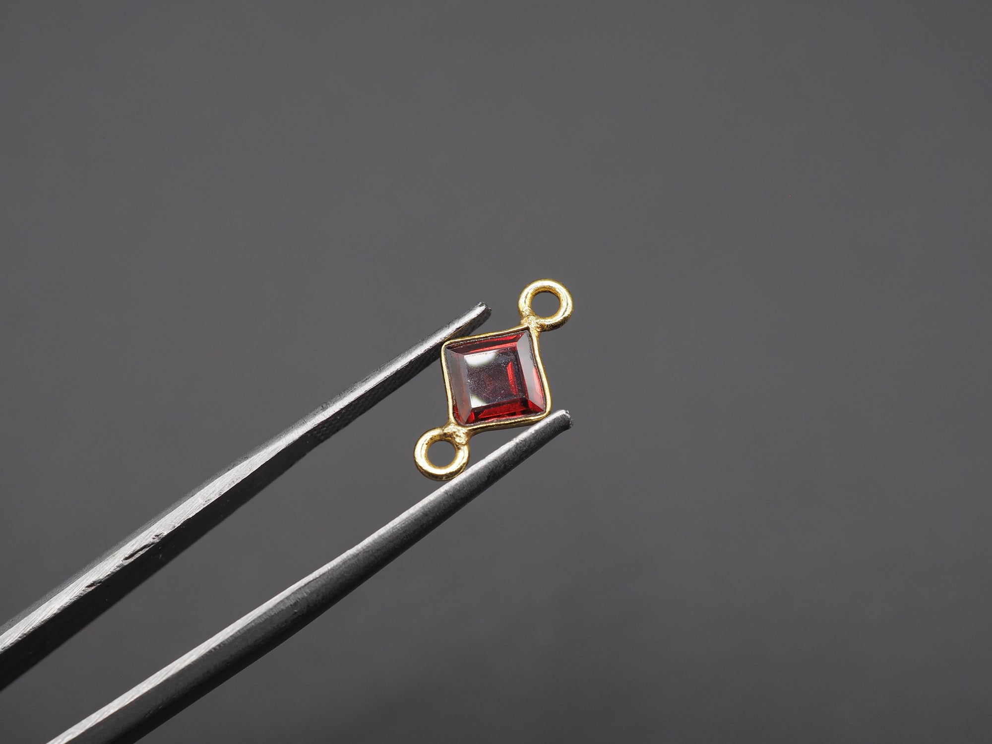 Garnet 18K Gold Filled Bezel 5x5 mm, Double Connector, Garnet Charm