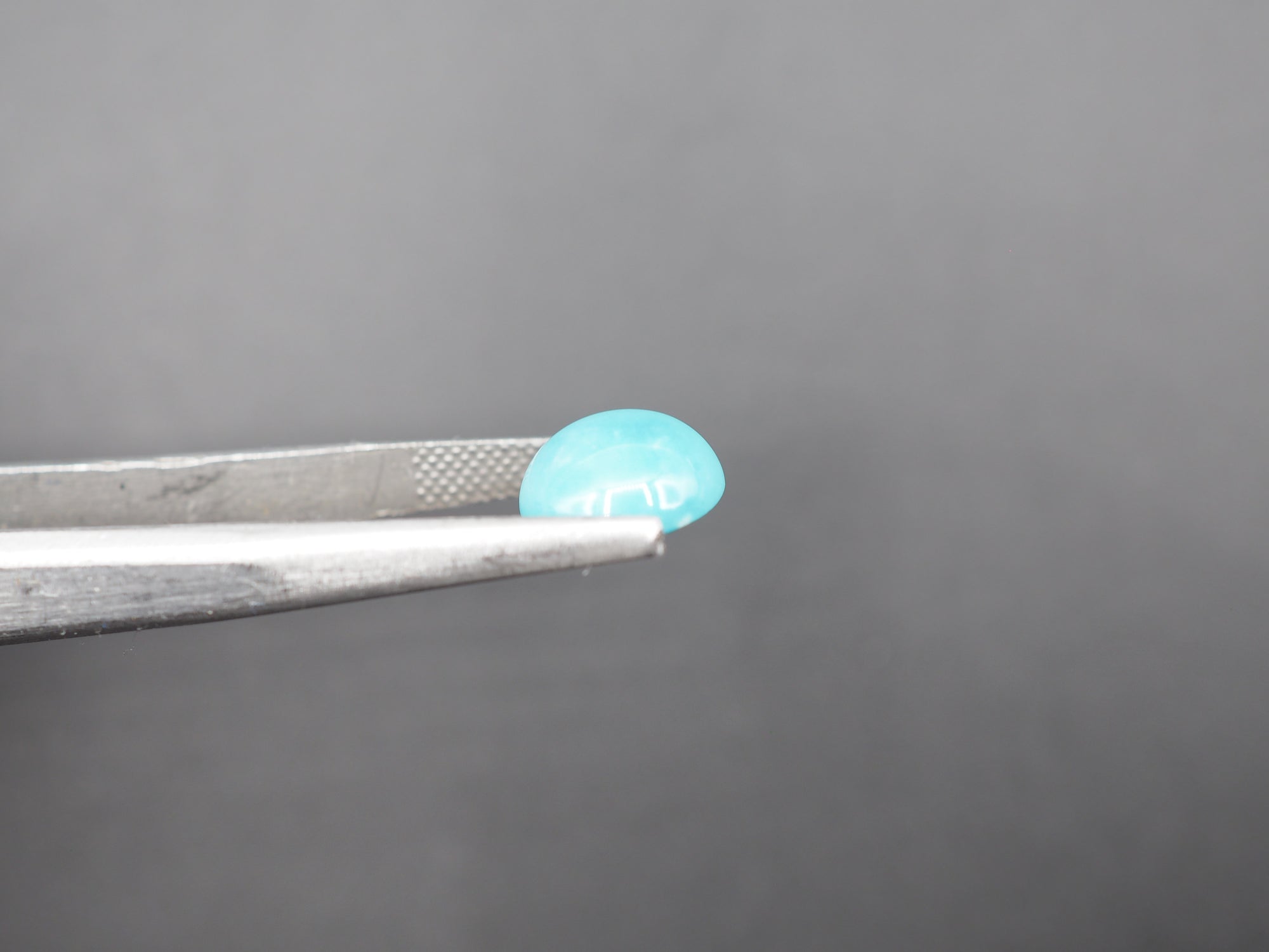 Arizona Turquoise Cabochon 9 mm Approximately 2.71 Carat (GTG-AT-32)