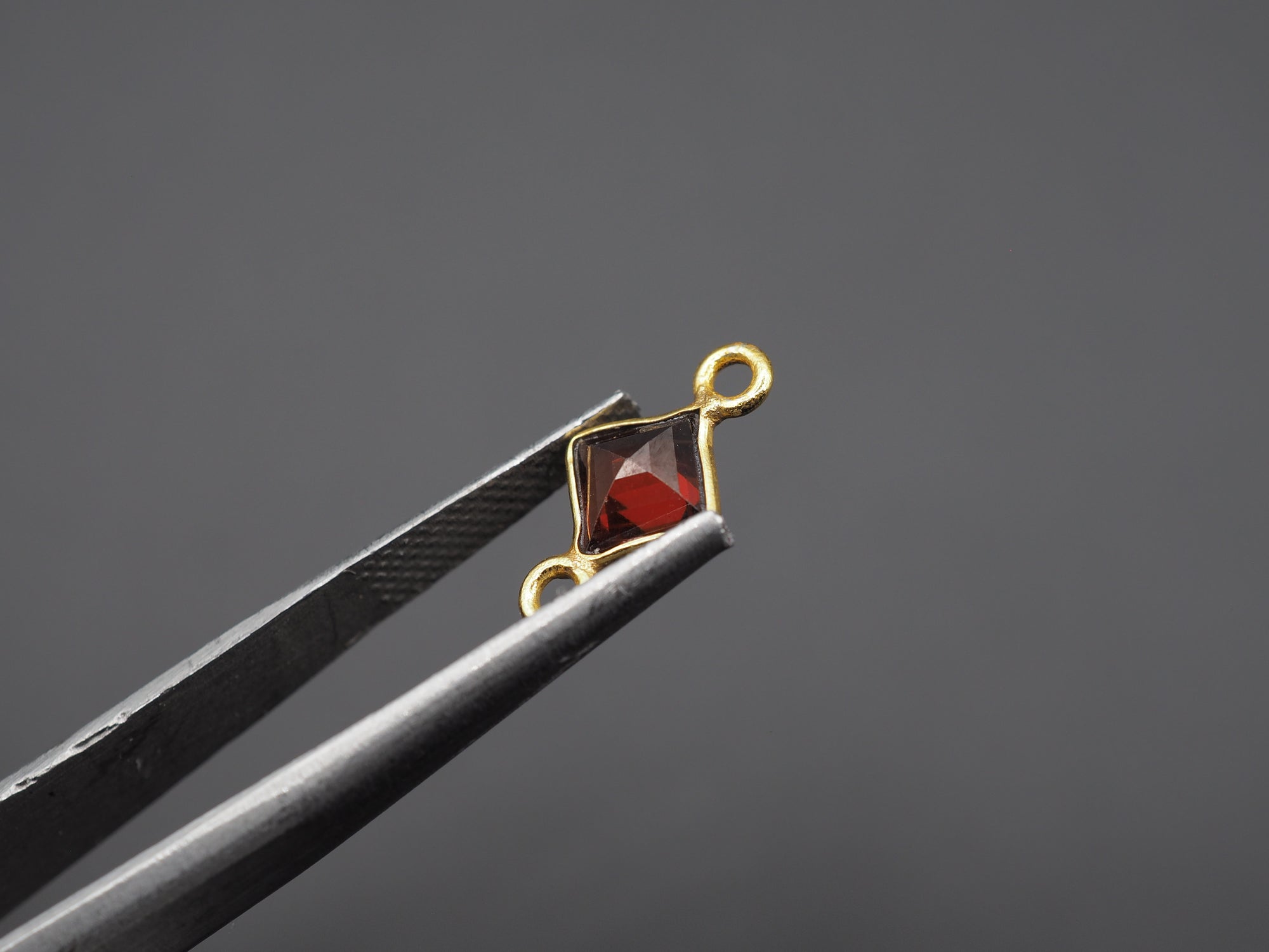 Garnet 18K Gold Filled Bezel 5x5 mm, Double Connector, Garnet Charm