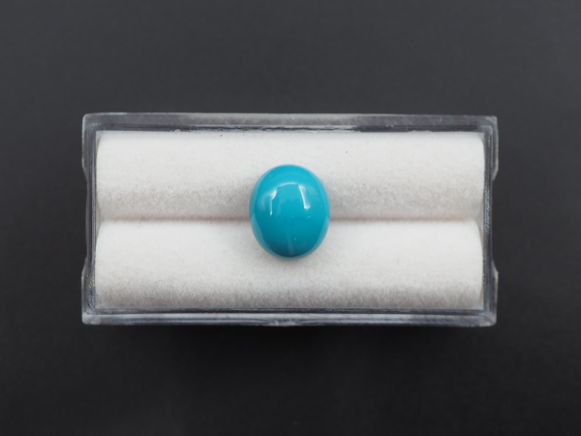 Arizona Turquoise Cabochon 11x9 mm Approximately 4.02 Carat (GTG-AT-31)