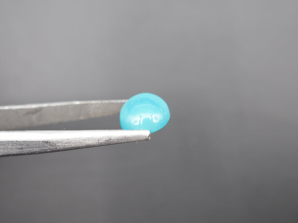 Arizona Turquoise Cabochon 11x9 mm Approximately 4.02 Carat (GTG-AT-31)