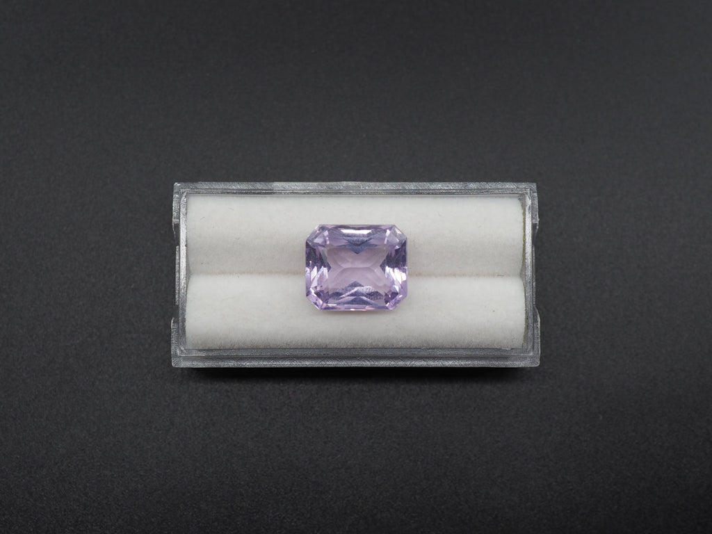 Natural Emerald cushion cut shaped Lavender Faceted Amethyst 13.4x11.3x8.2mm Single piece Approximately 8.62 Carat