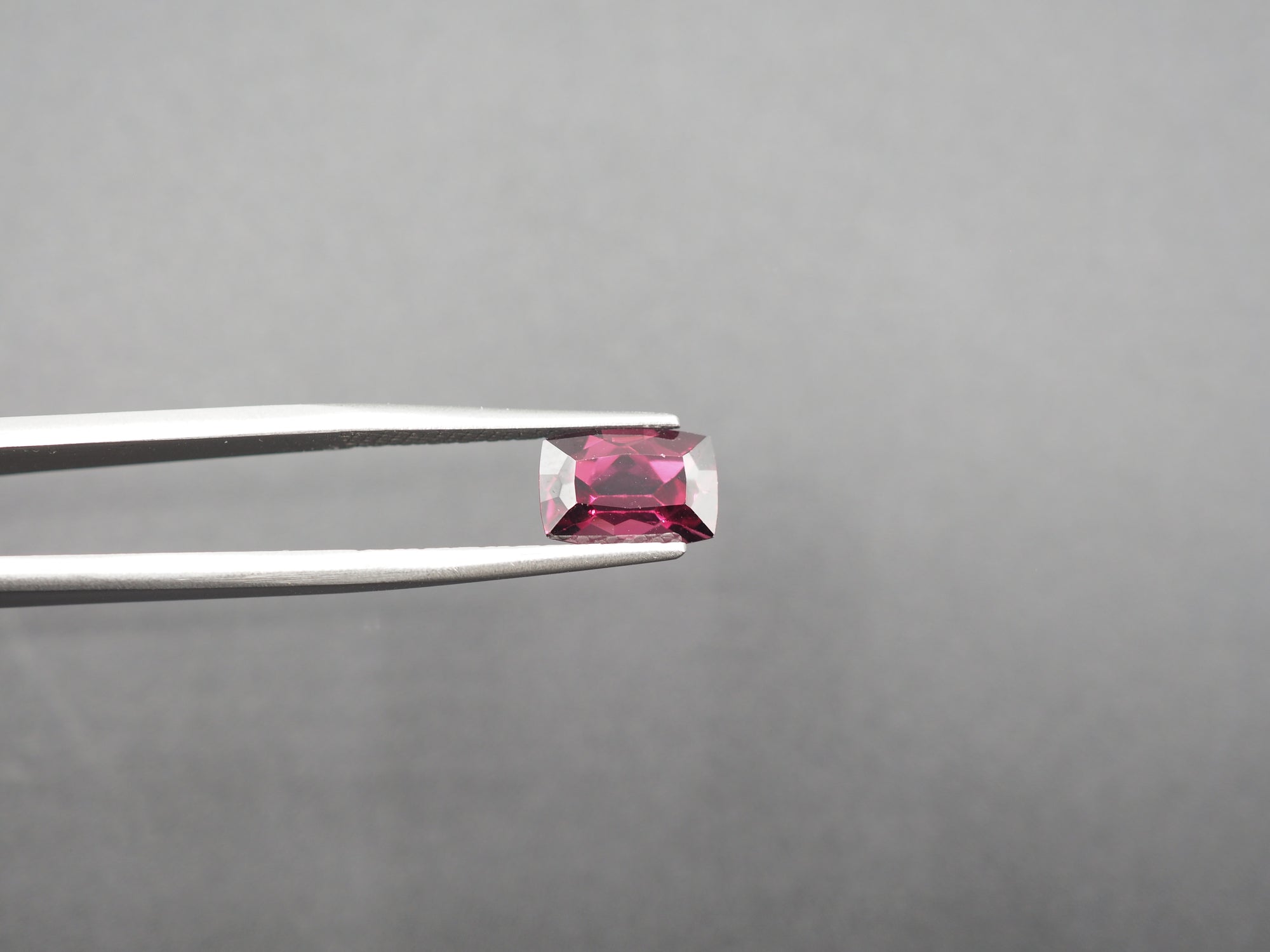 Purple Garnet Faceted 9.5x6.4 mm Approximately 2.50 Carat (GTG-PG-8)