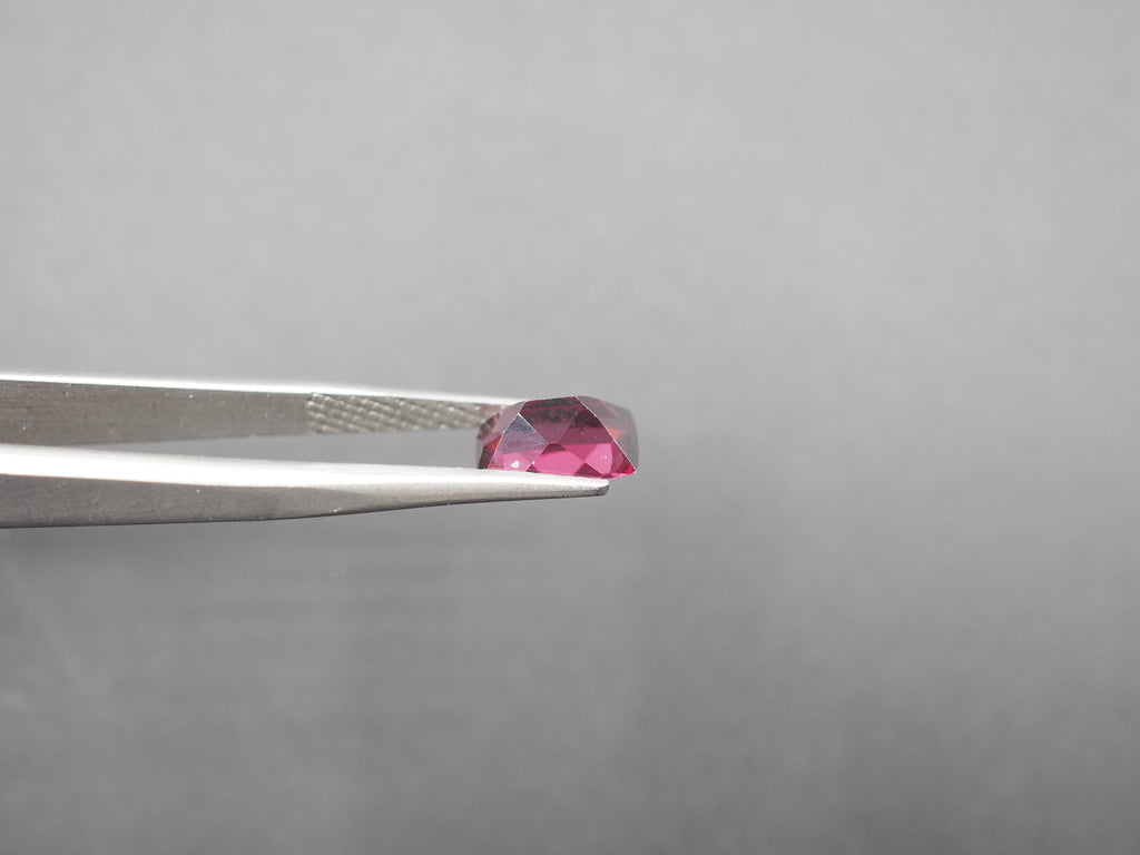 Purple Garnet Faceted 9.5x6.4 mm Approximately 2.50 Carat (GTG-PG-8)