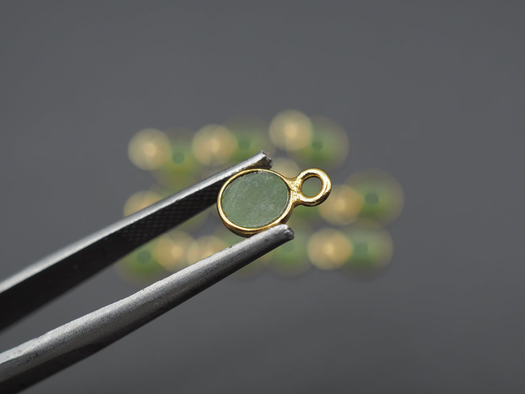 Jade 18K Gold Filled Bezel 5 mm, Single Connector, Jade Charm, 1 Piece