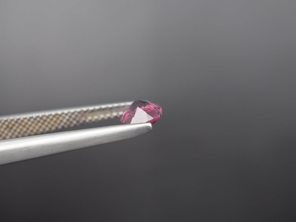 Rhodolite Garnet Faceted Round 5mm Approximately 1.64 Carat, 2 Pieces