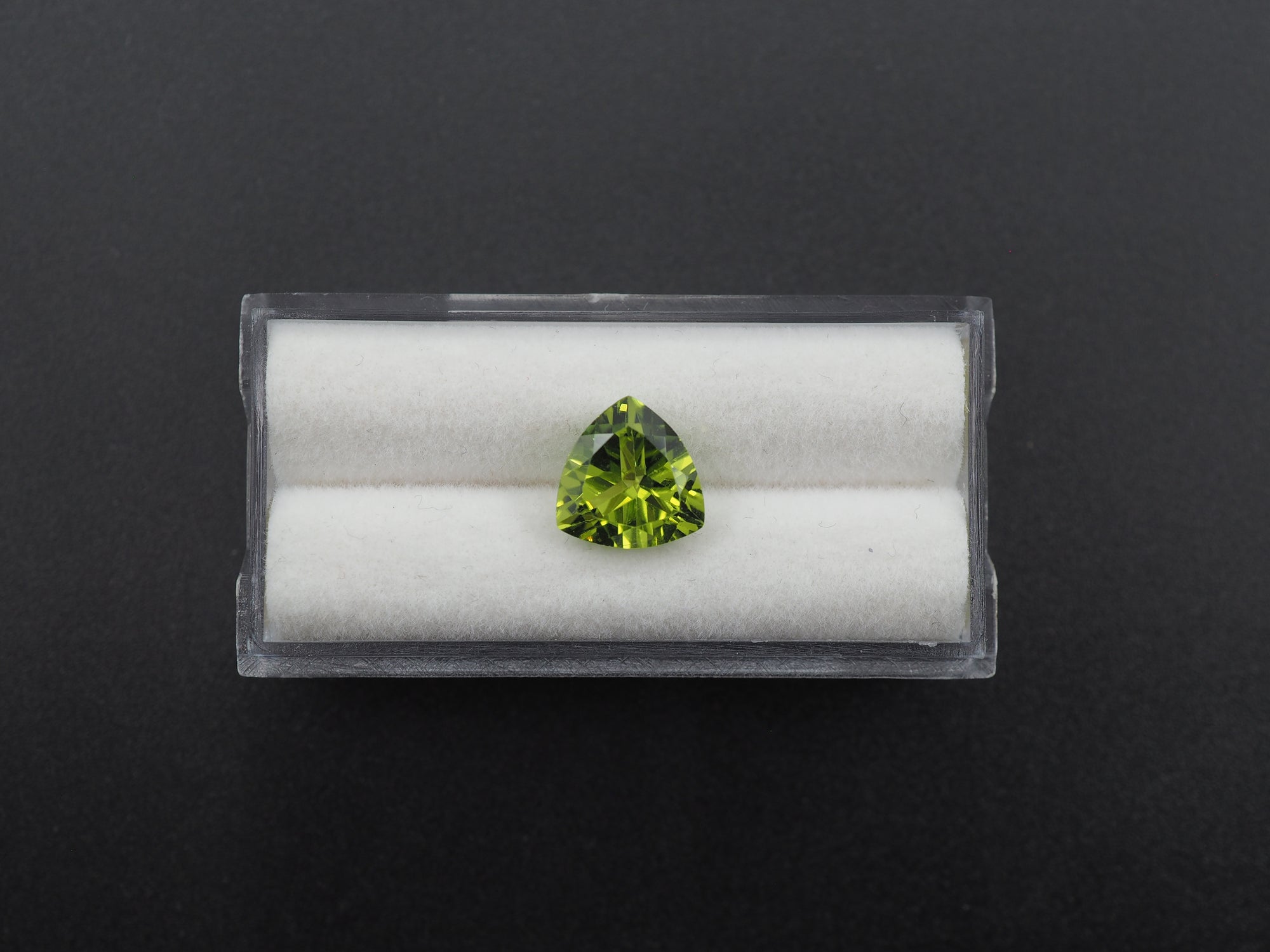 Peridot  Faceted Trillion Shape 9.5 x 9.5 mm Single Piece Approximately 3.14 Carat (GTG-P-50)