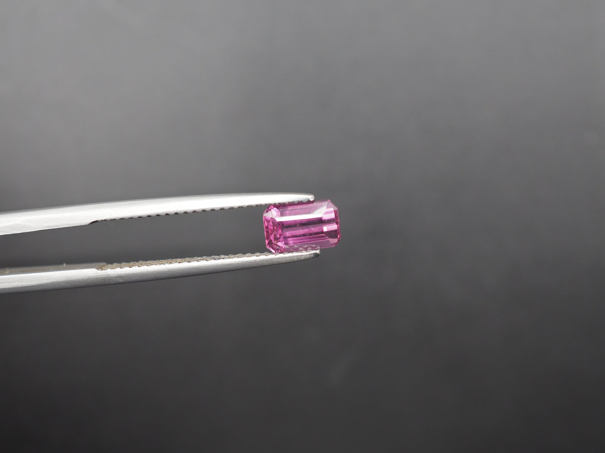 Garnet Rectangle Shape Faceted 7x4.5x3.5mm