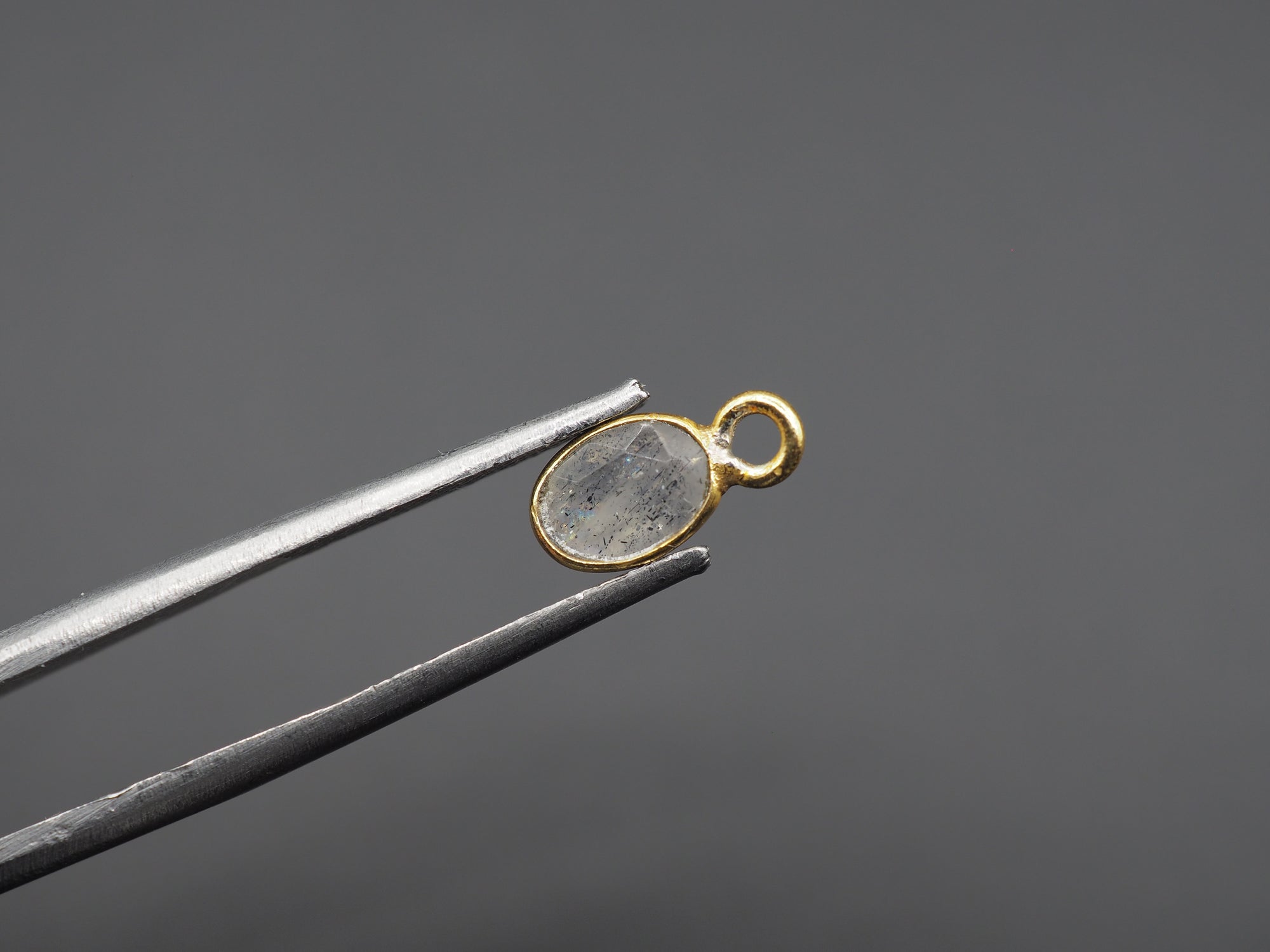 Labradorite 18K Gold Filled Bezel 6x4 mm, Single Connector, Labradorite Charm