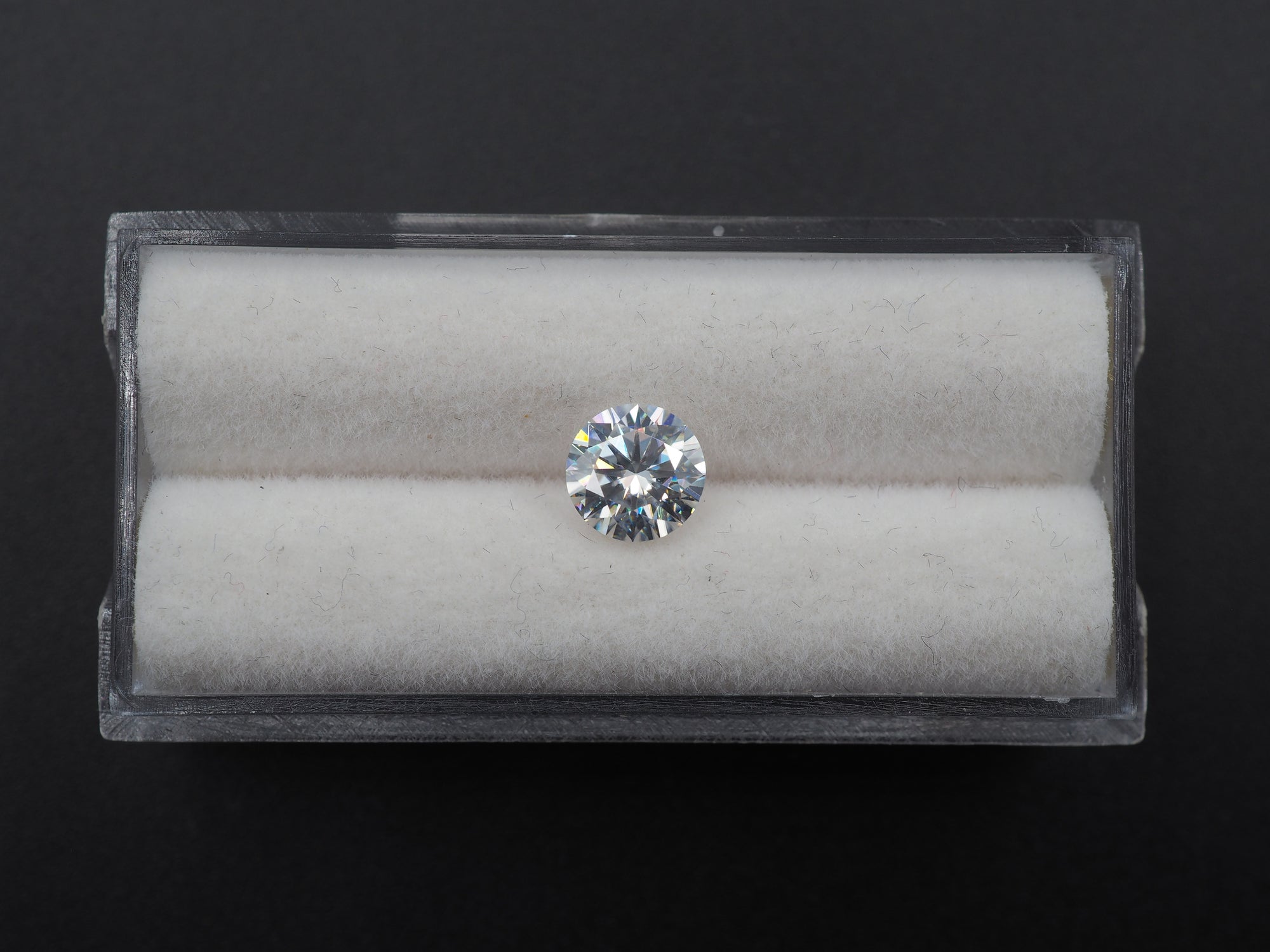 Moissanite Faceted 6.5 mm Single Piece Approximately .90 Carat (GTG-MO-40)