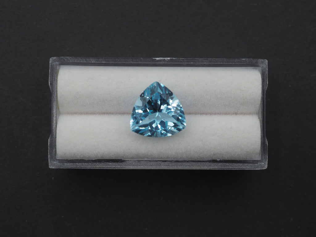 Blue Topaz Faceted Gemstone 12.1 mm Single Piece Approximately 7.13 Carat (GTG-TO-111)