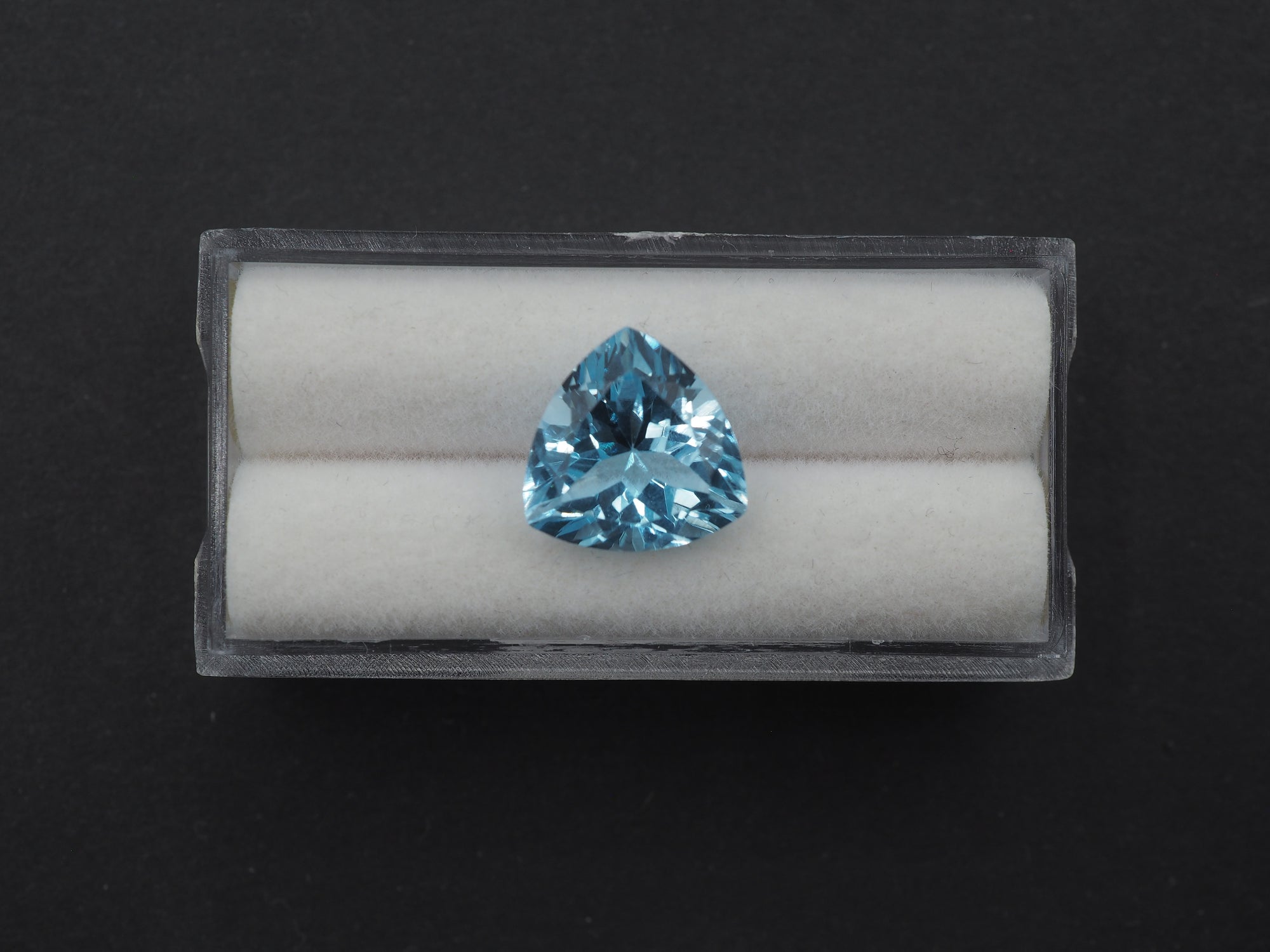 Blue Topaz Faceted Gemstone 12.1 mm Single Piece Approximately 7.13 Carat (GTG-TO-111)