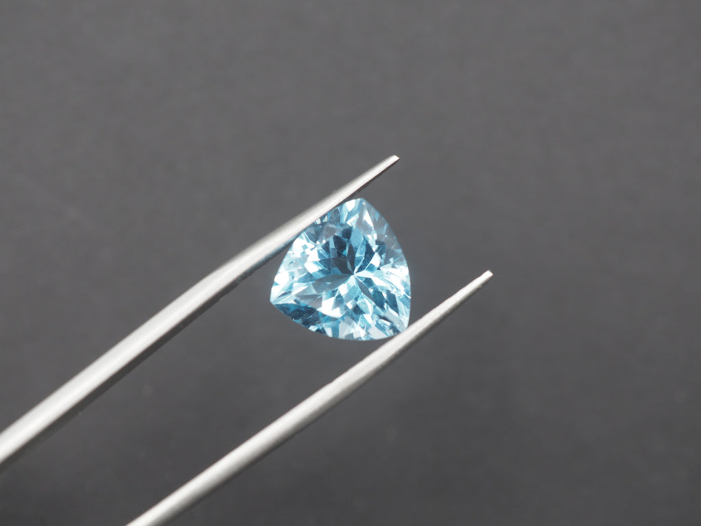 Blue Topaz Faceted Gemstone 12.1 mm Single Piece Approximately 7.13 Carat (GTG-TO-111)