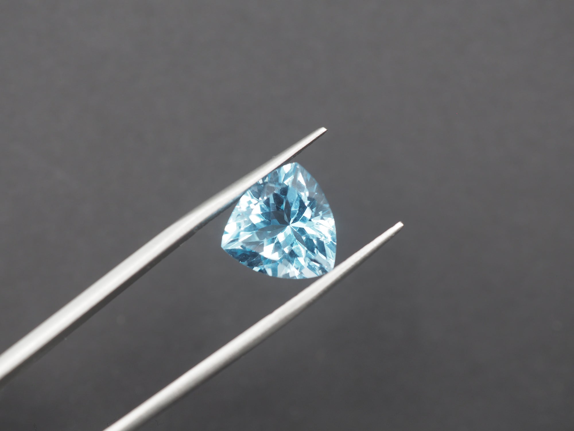 Blue Topaz Faceted Gemstone 12.1 mm Single Piece Approximately 7.13 Carat (GTG-TO-111)