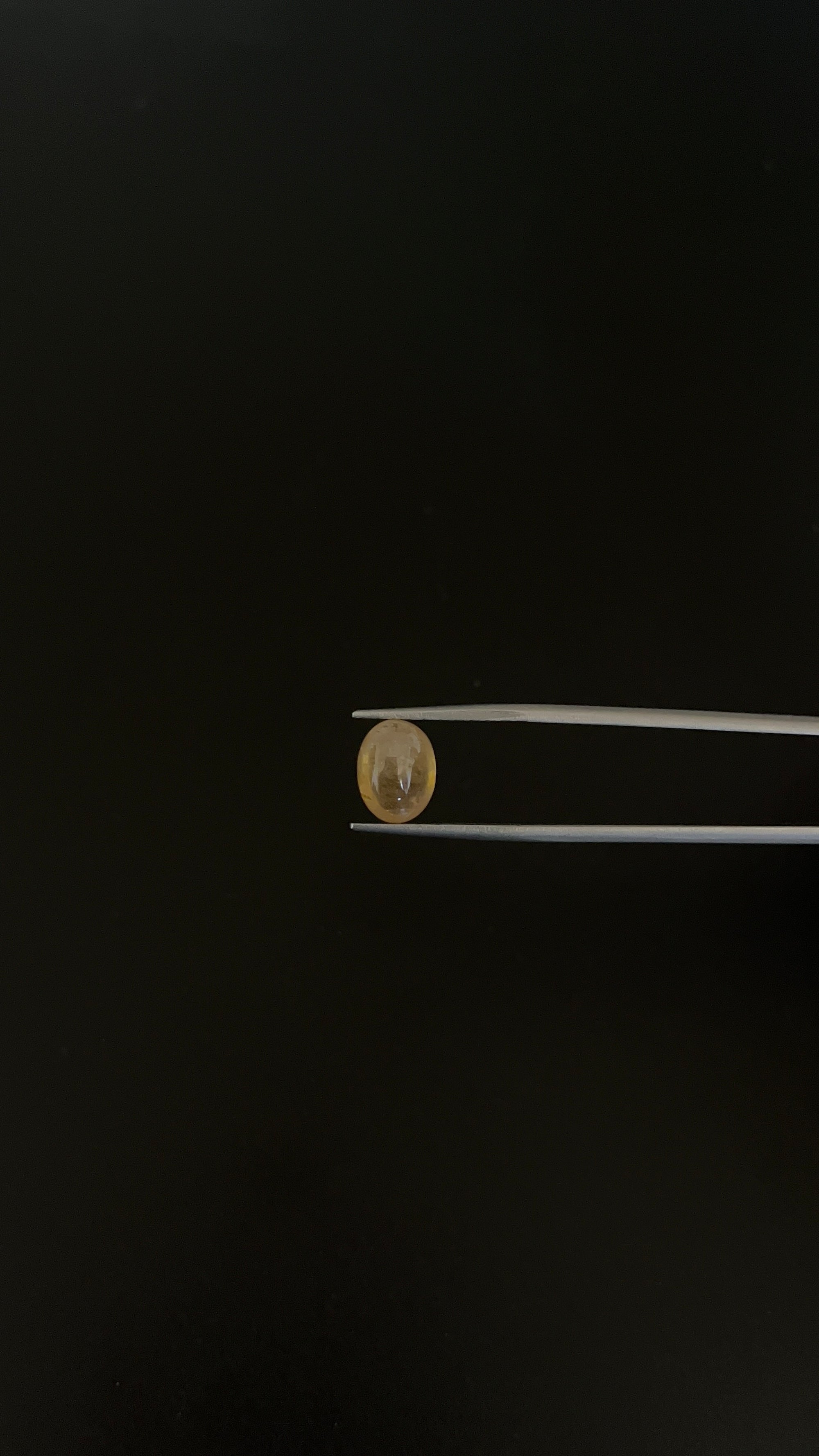 Yellow Sapphire Cabochon Oval Shape 10.6x8.1 mm