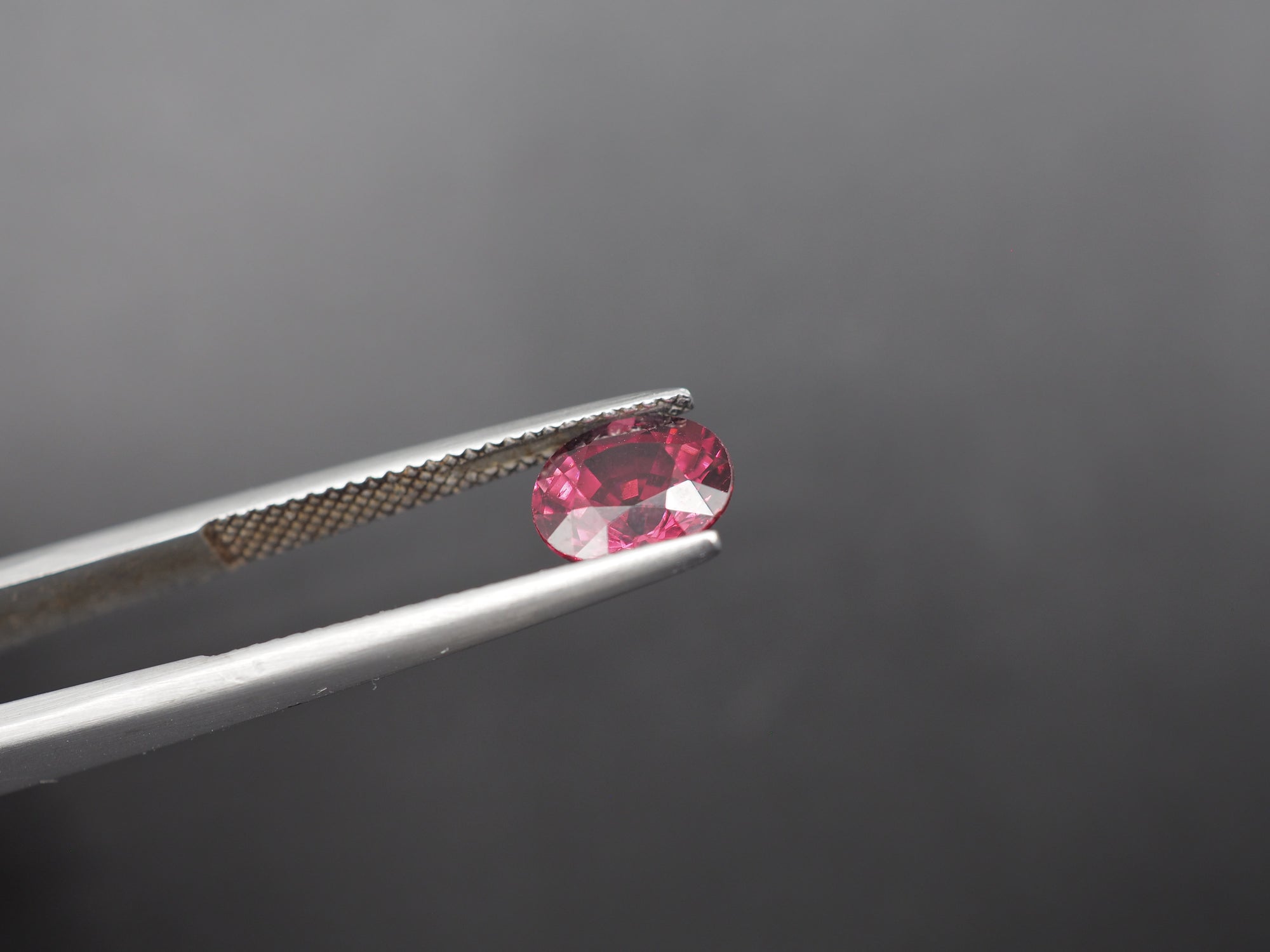 Garnet Oval Shape Faceted 8.1x6.9mm