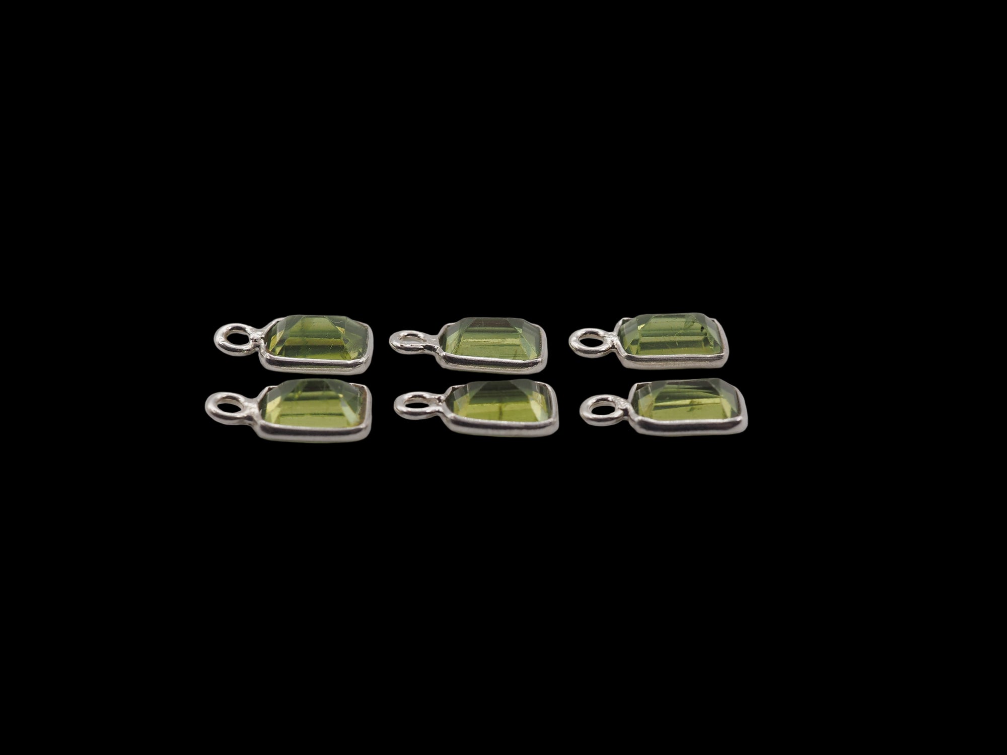 Peridot Silver Bezel, Single Connector, 7x5 mm, Peridot Charm (GTG-SBP-13)