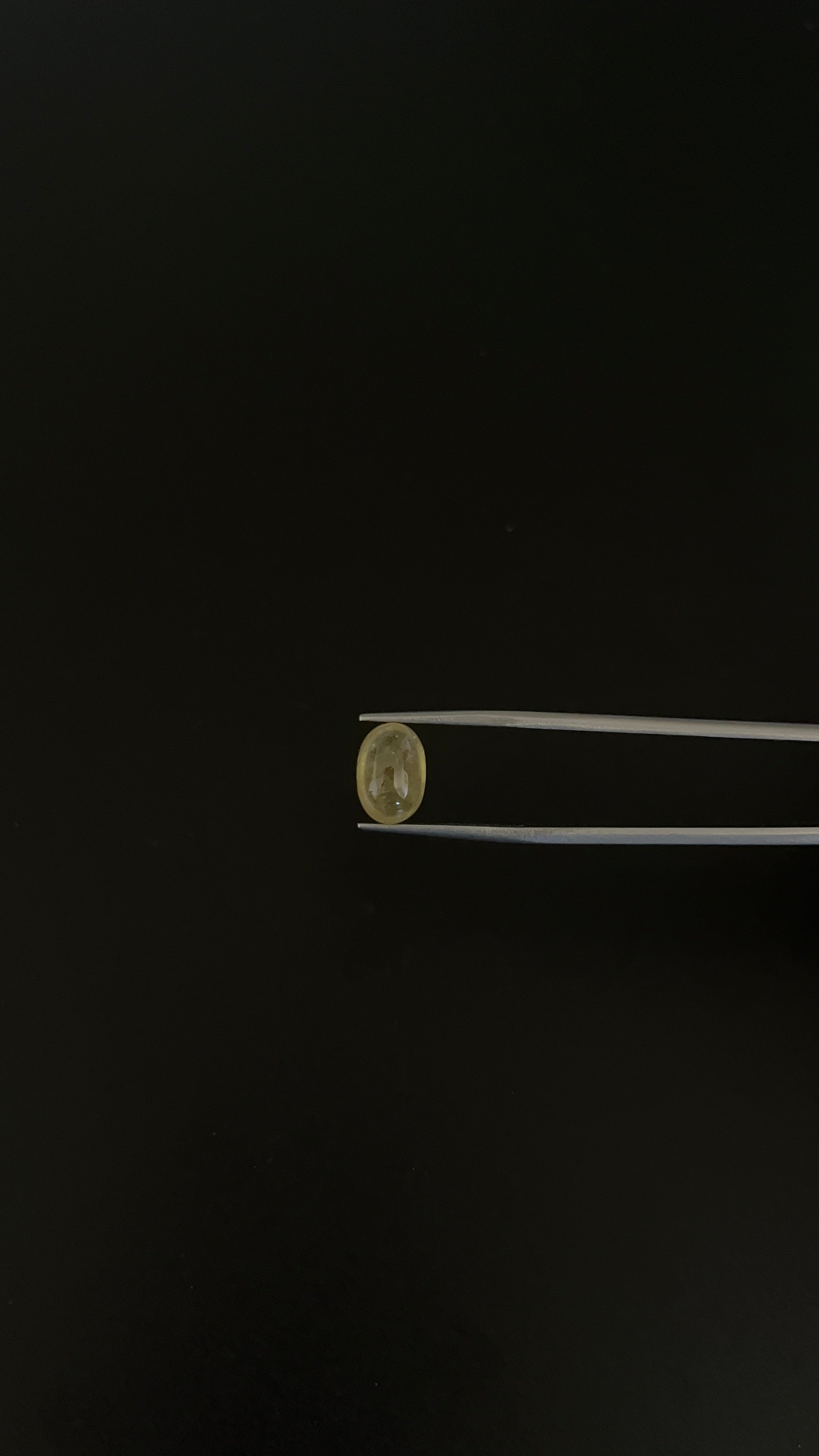 Yellow Sapphire Cabochon Oval Shape 10.9x7.5 mm