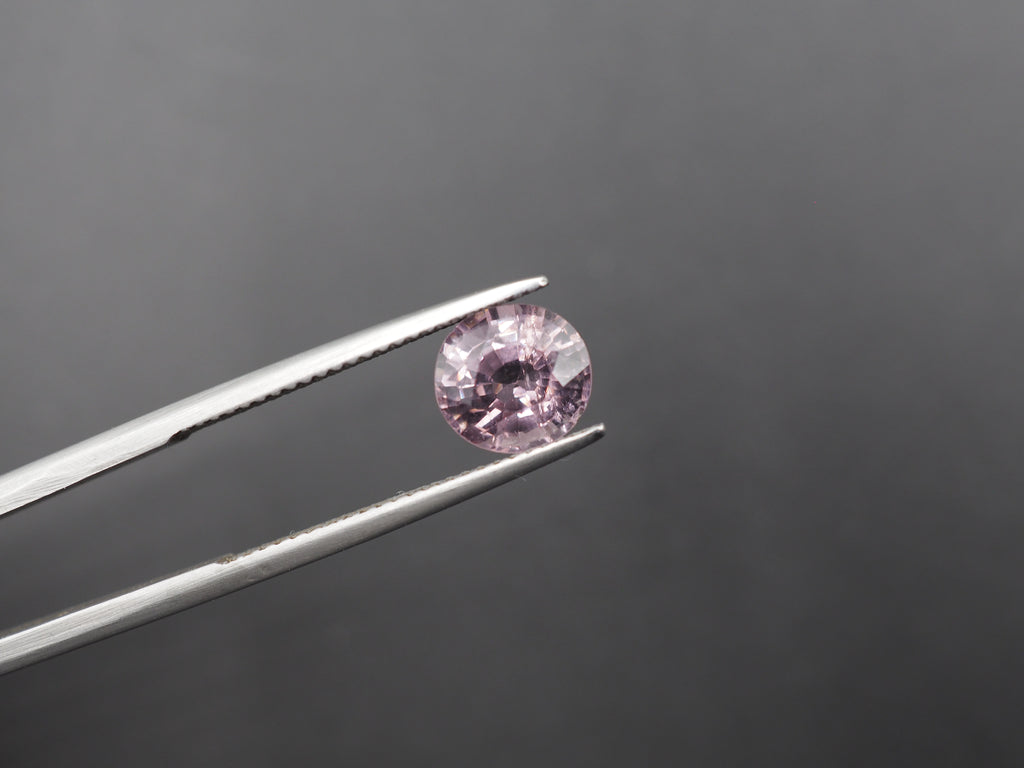 Spinel Faceted Gemstone 7.9x7.4 mm