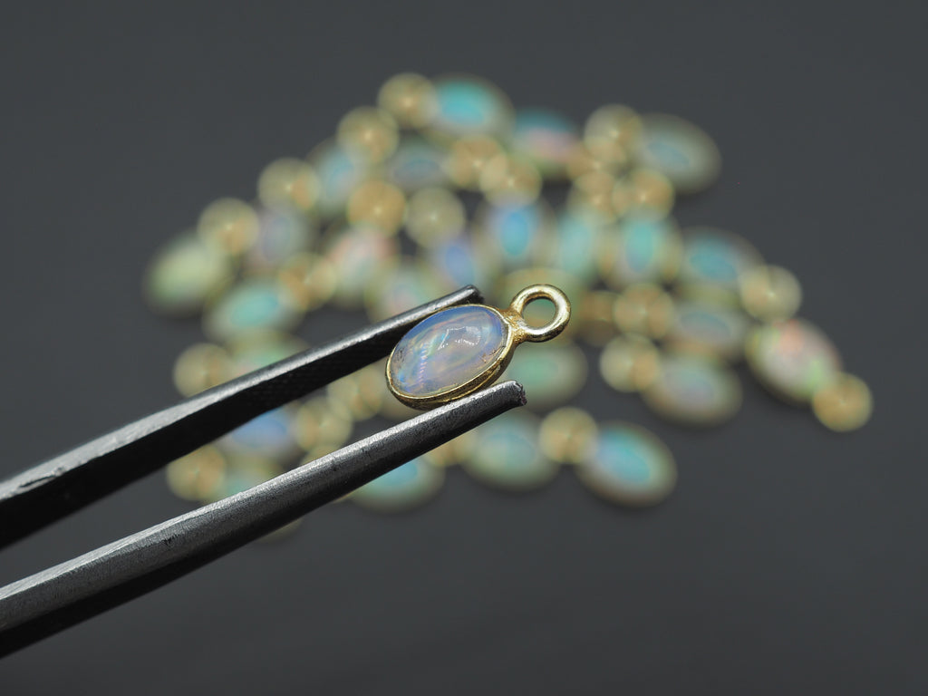 Opal 18K Gold Filled Bezel 6x4 mm, Single Connector, Opal Charm, 1 Piece