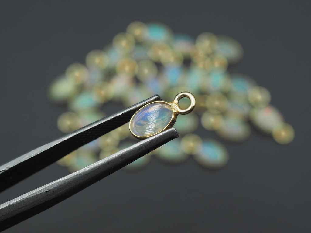 Opal 18K Gold Filled Bezel 6x4 mm, Single Connector, Opal Charm, 1 Piece