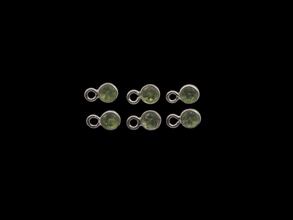 Peridot Silver Bezel, Single Connector, 4 mm, Peridot Charm (GTG-SBP-12)