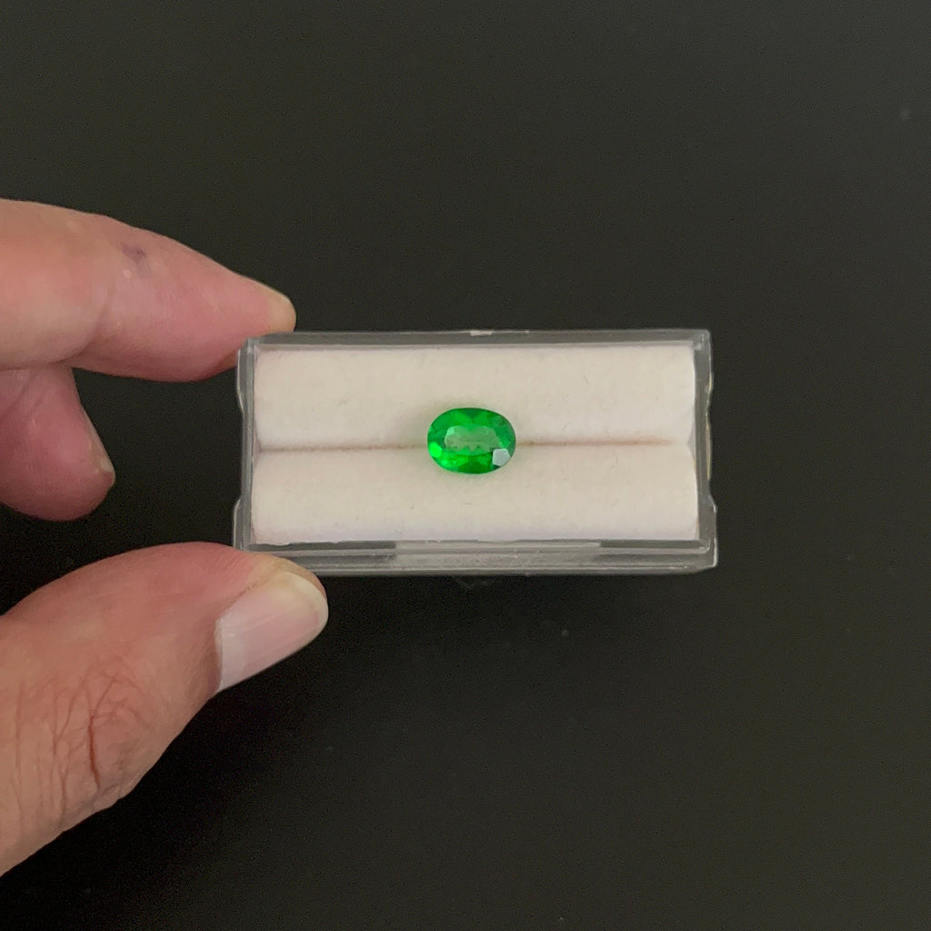 Green Topaz, Faceted 9x7 mm, Approximately 2.26 Carat (GTG-GTO-41)