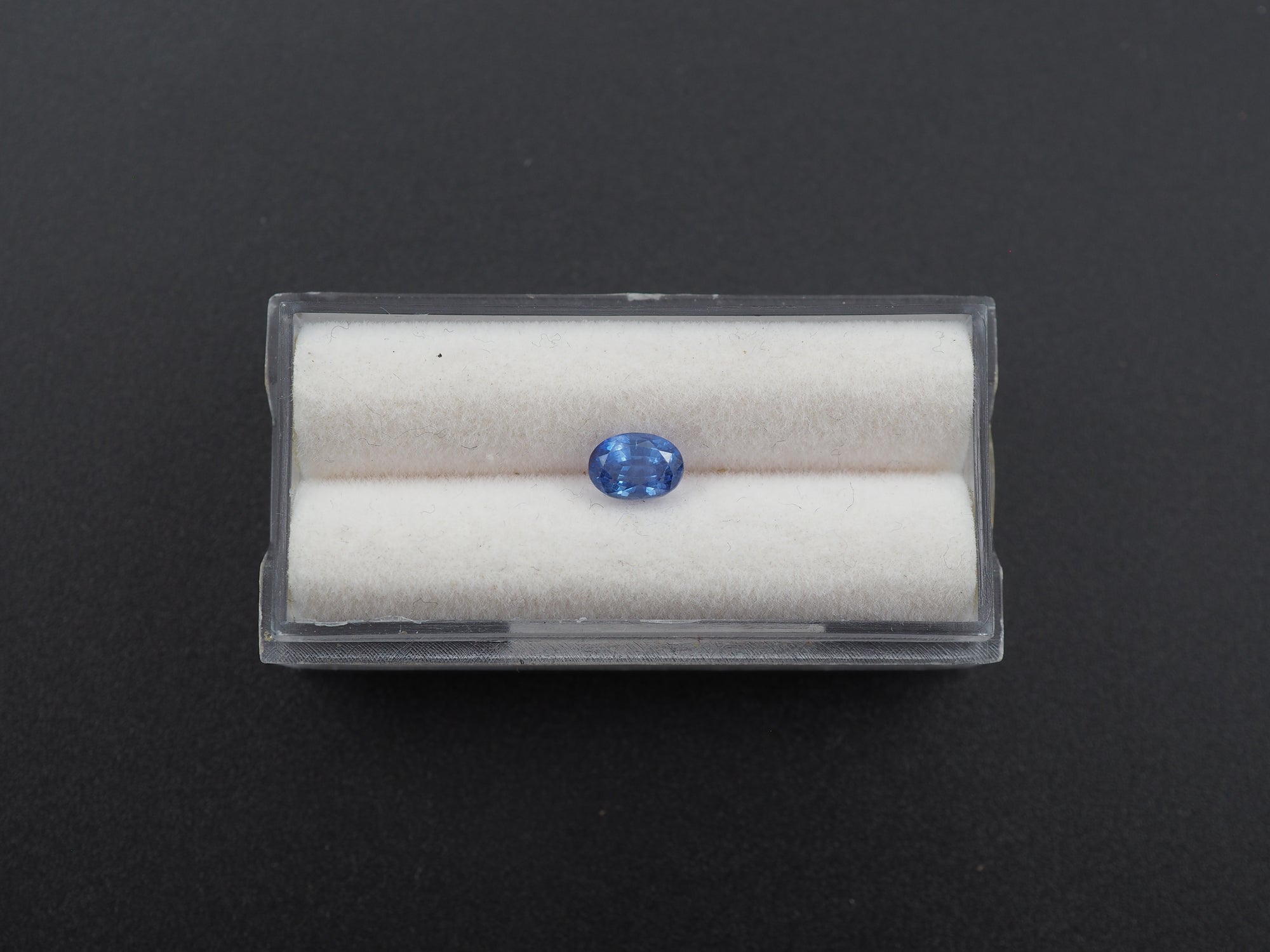 Blue Sapphire Faceted  Oval Shape 6.5 x 4.5 x 4.0mm Single Piece  Approximately 1.07 Carat